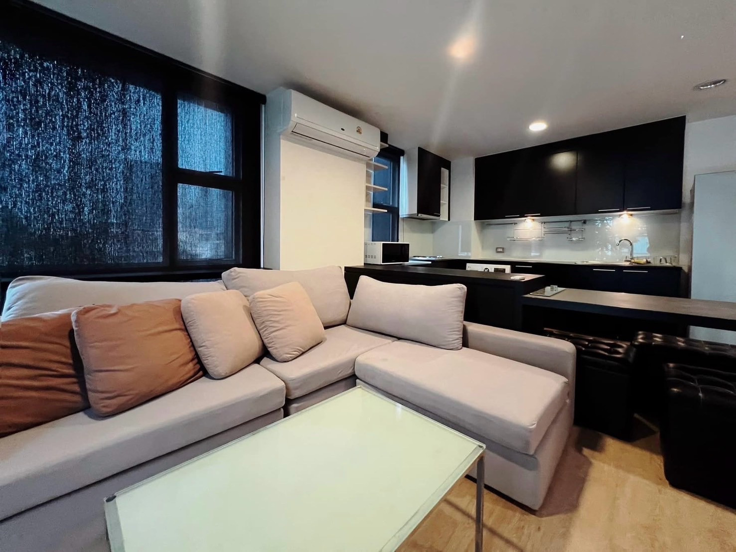 🔥 Condo for [ Rent / Sale ] – Spacious 1 Bedroom | Fully Furnished | Near BTS Ekkamai – รูปที่ 2