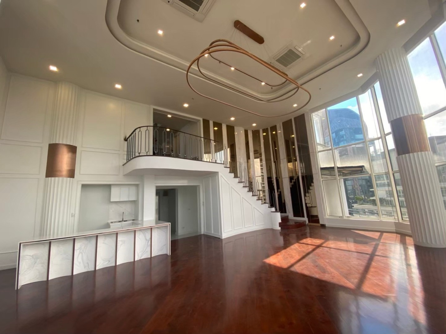 Moon tower, A Luxury Life style, Duplex Penhouse, close to BTS Thonglor, 320k a month, 82MB for sell Moon tower, A Luxury Life style, Duplex Penhouse, close to BTS Thonglor, 320k a month, 82MB for sell