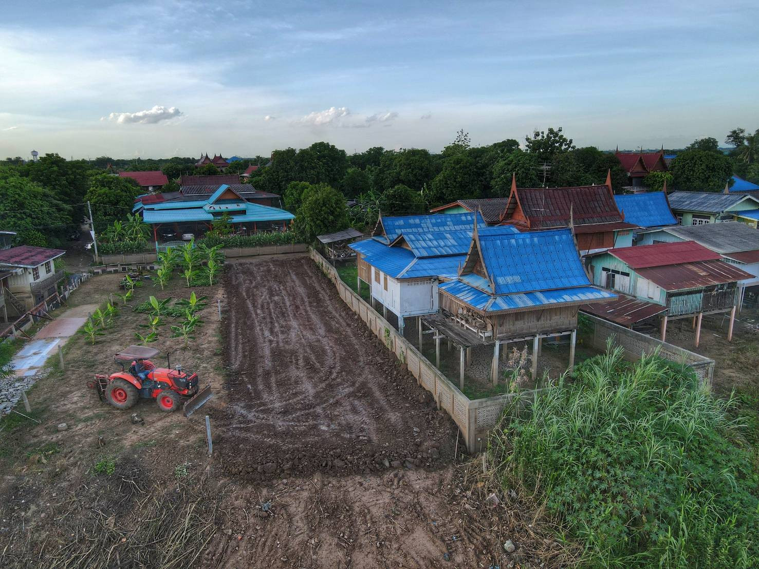 The  is selling it himself! Land along the Chao Phraya River, heavily reduced to 1.1 million, very good price, cant find it anymore.  175 words are written in the book. If you dont want to go home, you cant go wrong! – รูปที่ 3