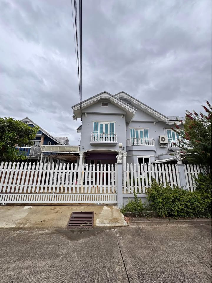 SH 1164 Spacious Family House for Rent – Bangna / Lasalle SH 1164 Spacious Family House for Rent – Bangna / Lasalle
