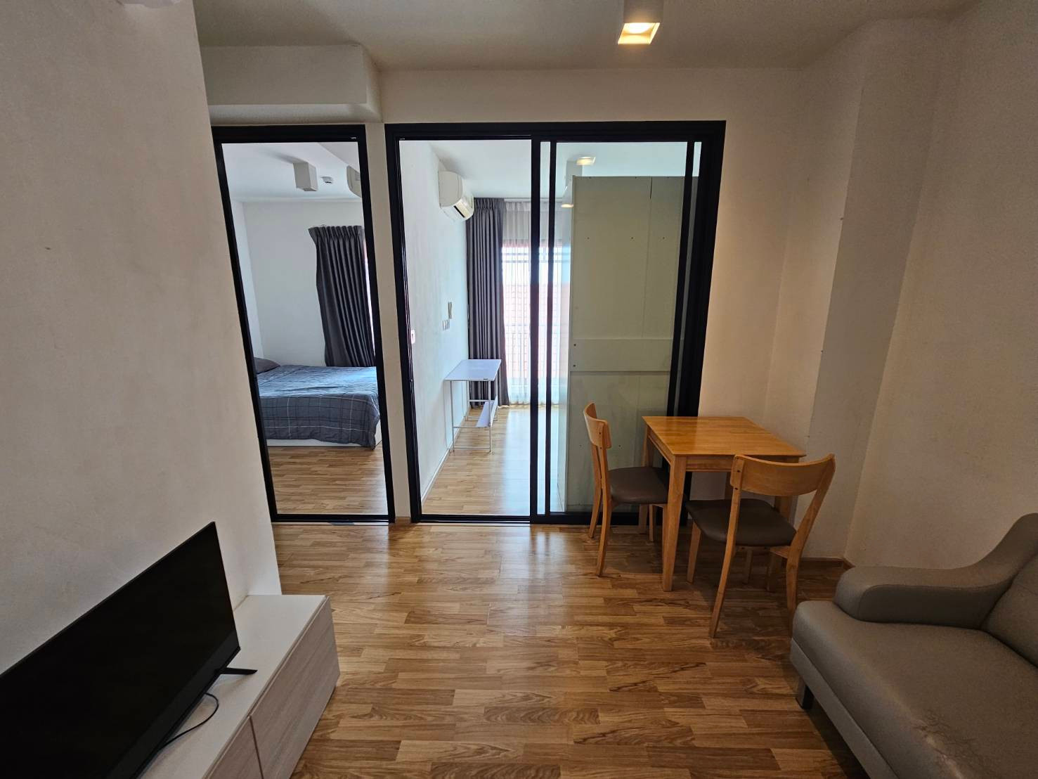 For SALE: The Cabana | 2 Bedrooms, 35.79 sq.m., Building A, 6th Floor (Near BTS Samrong) For SALE: The Cabana | 2 Bedrooms, 35.79 sq.m., Building A, 6th Floor (Near BTS Samrong)