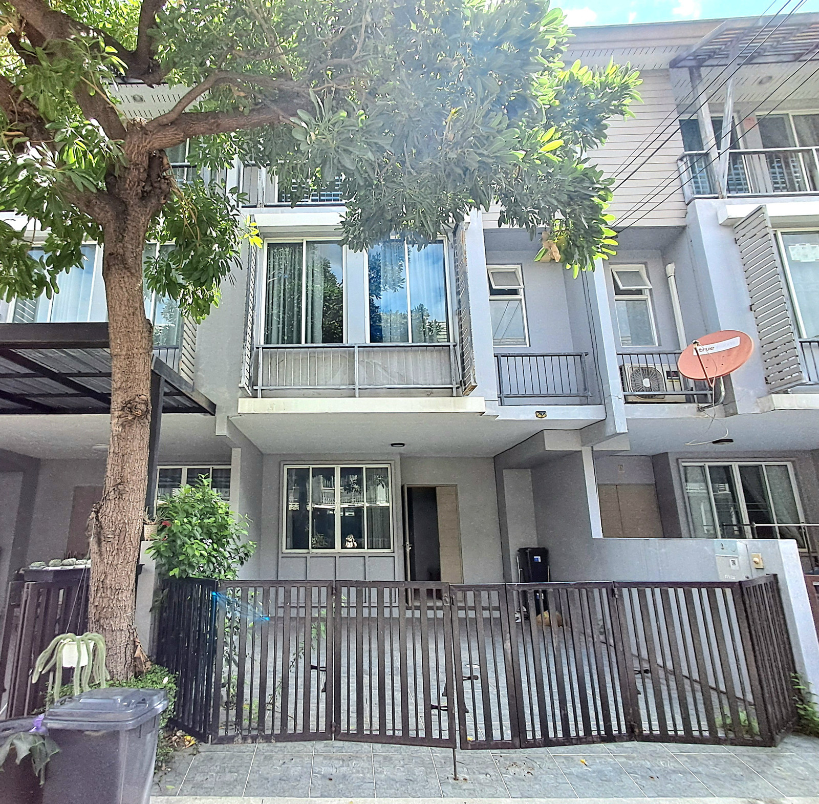 Townhome for Rent at Areeya Daily Ladplakao, Bangkok, 3 Bedrooms, Rental Price 28,000 THB/Month Townhome for Rent at Areeya Daily Ladplakao, Bangkok, 3 Bedrooms, Rental Price 28,000 THB/Month