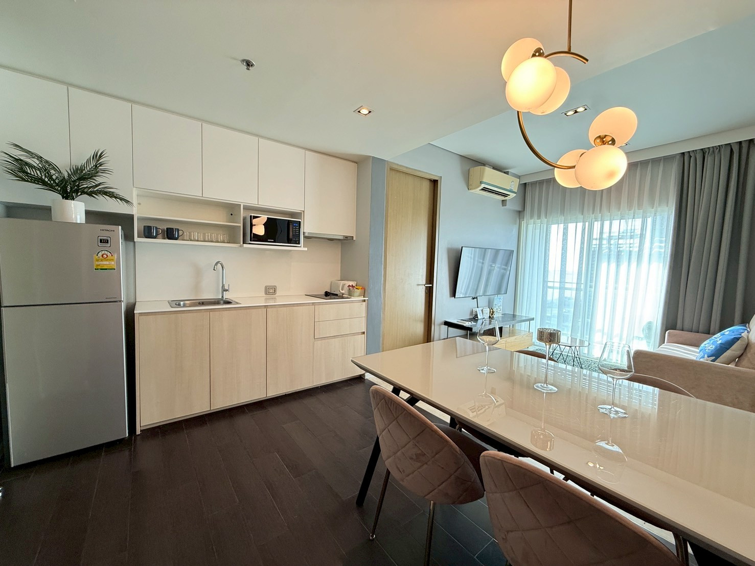 Veranda Residence Pattaya / 2 Bedrooms (FOR SALE), Veranda Residence Pattaya / 2 Bedrooms (For Sale) KP048 Veranda Residence Pattaya / 2 Bedrooms (FOR SALE), Veranda Residence Pattaya / 2 Bedrooms (For Sale) KP048