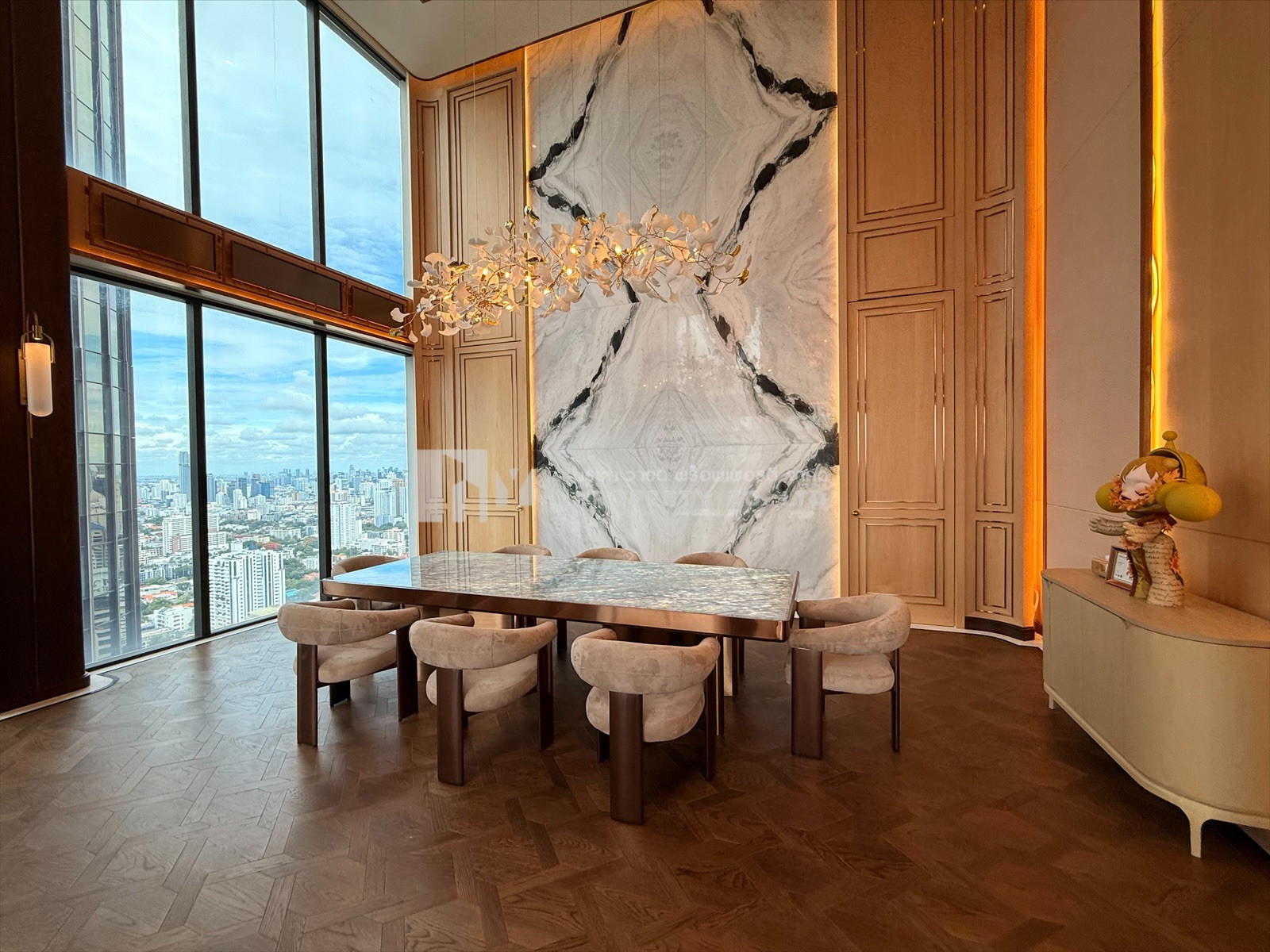 ขาย/เช่า Penthouse Duplex The Esse Singha Complex 250 ตร.ม. 3 ห้องนอน 4 ห้องน้ำ ชั้นสูง วิวเมือง ห้องแต่งหรู พร้อมเข้าอยู่ – รูปที่ 2