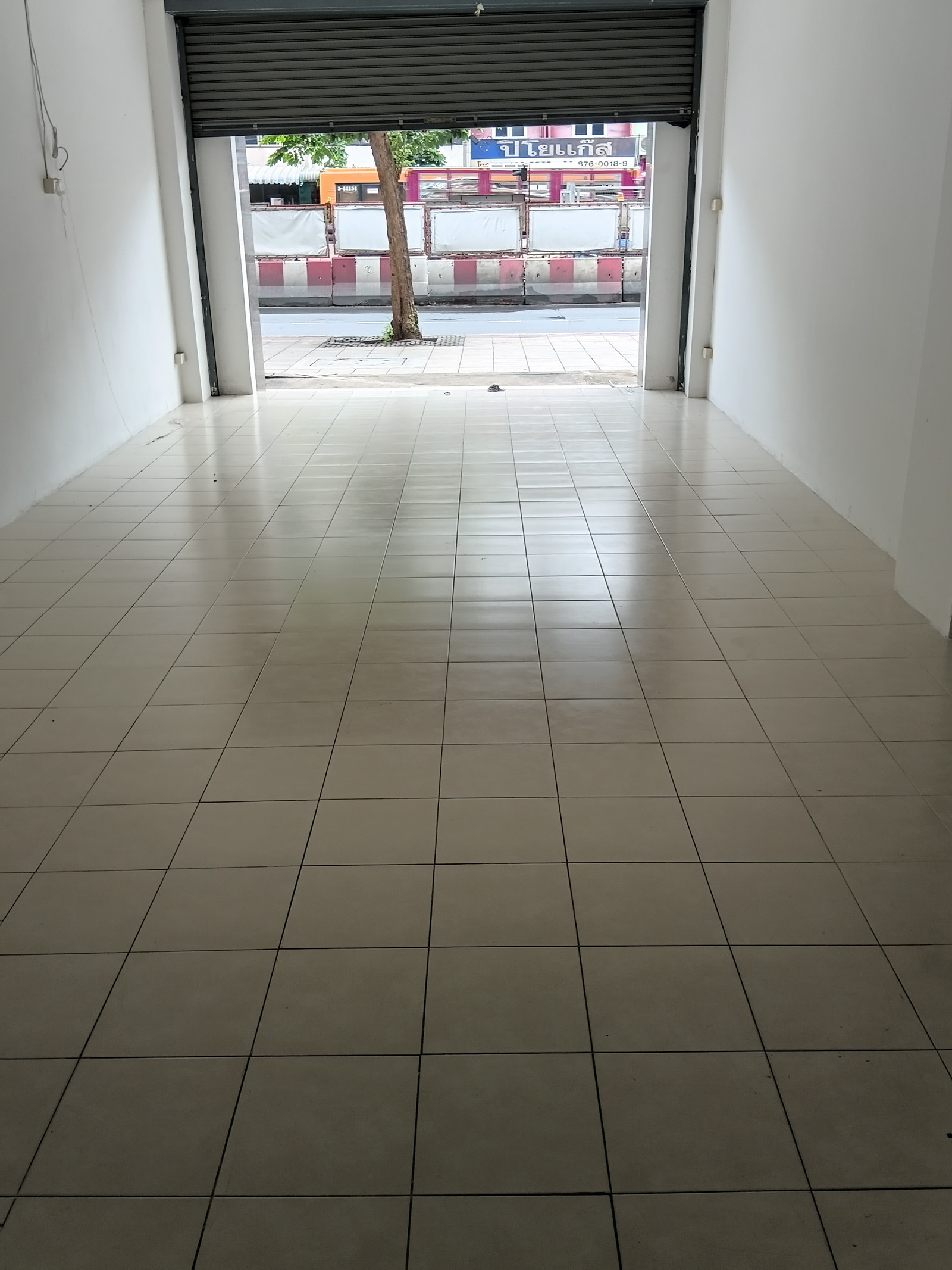 Commercial space for rent on Taksin Road – รูปที่ 4
