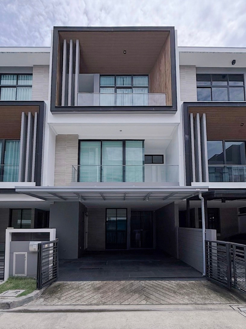 ทาวน์โฮม เนอวานา ดีฟายน์ ศรีนครินทร์ - พระราม 9 / 3 ห้องนอน (ให้เช่า), Townhome Nirvana Define Srinakarin - Rama 9 / 3 Bedrooms (FOR RENT) BZD227 ทาวน์โฮม เนอวานา ดีฟายน์ ศรีนครินทร์ - พระราม 9 / 3 ห้องนอน (ให้เช่า), Townhome Nirvana Define Srinakarin - Rama 9 / 3 Bedrooms (FOR RENT) BZD227
