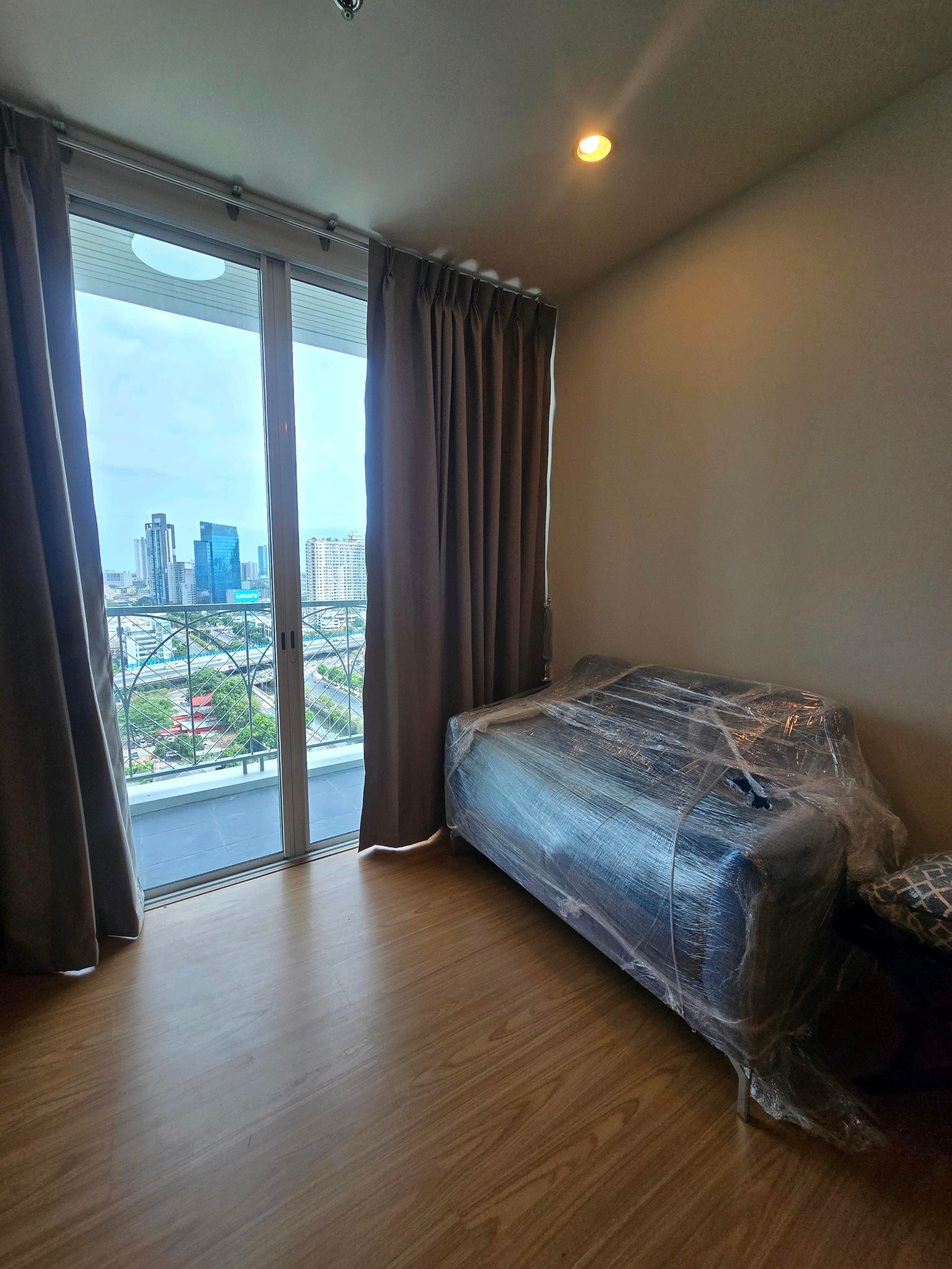 📣ให้เช่าคอนโด เดอะ คอมพลีท นราธิวาส (The complete narathiwat)
 – รูปที่ 3