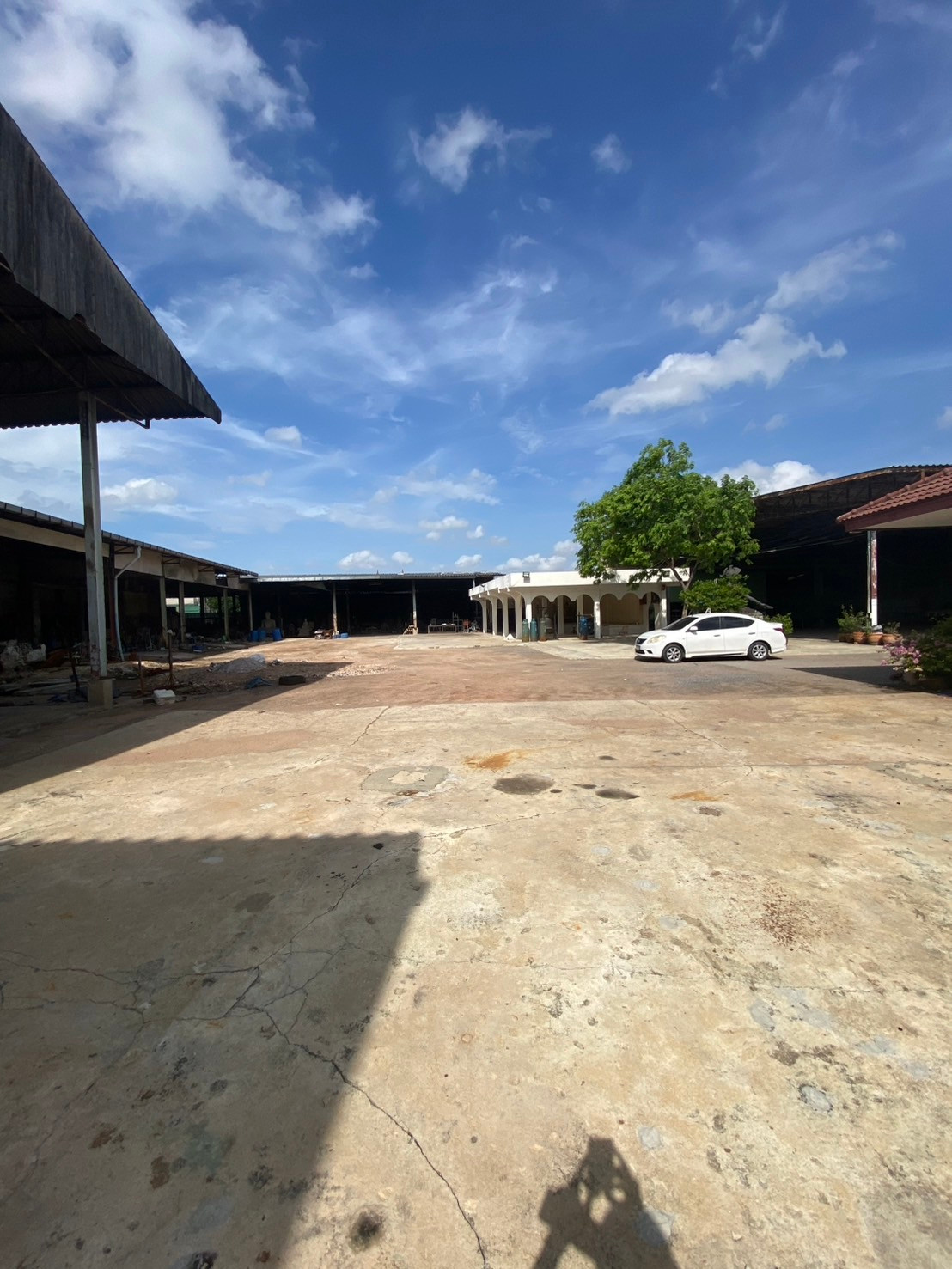 ผืนสุดท้ายในกรุงเทพฯ ขายที่ดินทำเลทองพุทธมณฑลสาย 2 (ซอย 10) ขนาด 3 ไร่กว่า พร้อมใบ รง.4 แท้หายาก!