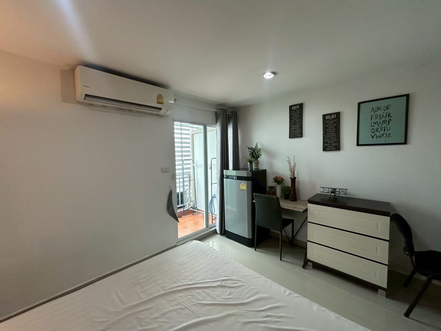  รีเจ้นท์ โฮม 19 สุขุมวิท 93 สตูดิโอ 1 ห้องน้ำ  ขนาด 31 ตรม  อาคาร เอ ชั้น 6  ราคาเช่า 8500  บาทต่อเดือน  – รูปที่ 3