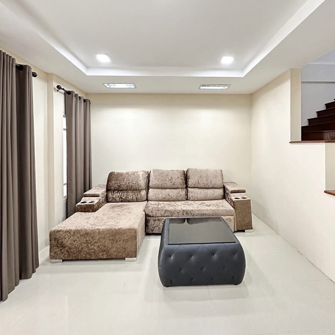 TH 1043 ให้เช่า ทาวน์โฮม หมู่บ้าน ธนาภิรมย์ (ศรีนครินทร์-วงแหวน) Thanapirom (Srinakarin – Wongwaen) #ทาวน์โฮมถนนเทพารักษ์ #ทาวน์โฮมใกล้โลตัสศรีนครินทร์ – รูปที่ 2