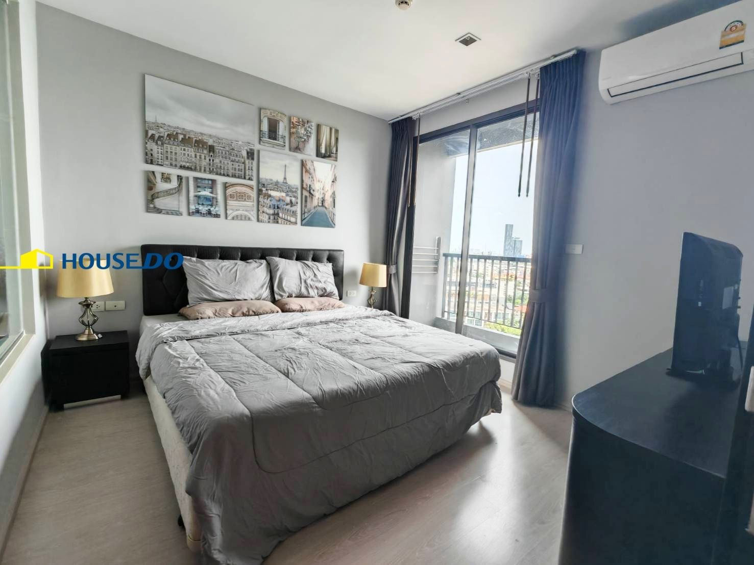 🏢 Condo for sale Rhythm Sukhumvit 44/1: Rhythm Sukhumvit 44/1 next to BTS Phra Khanong.