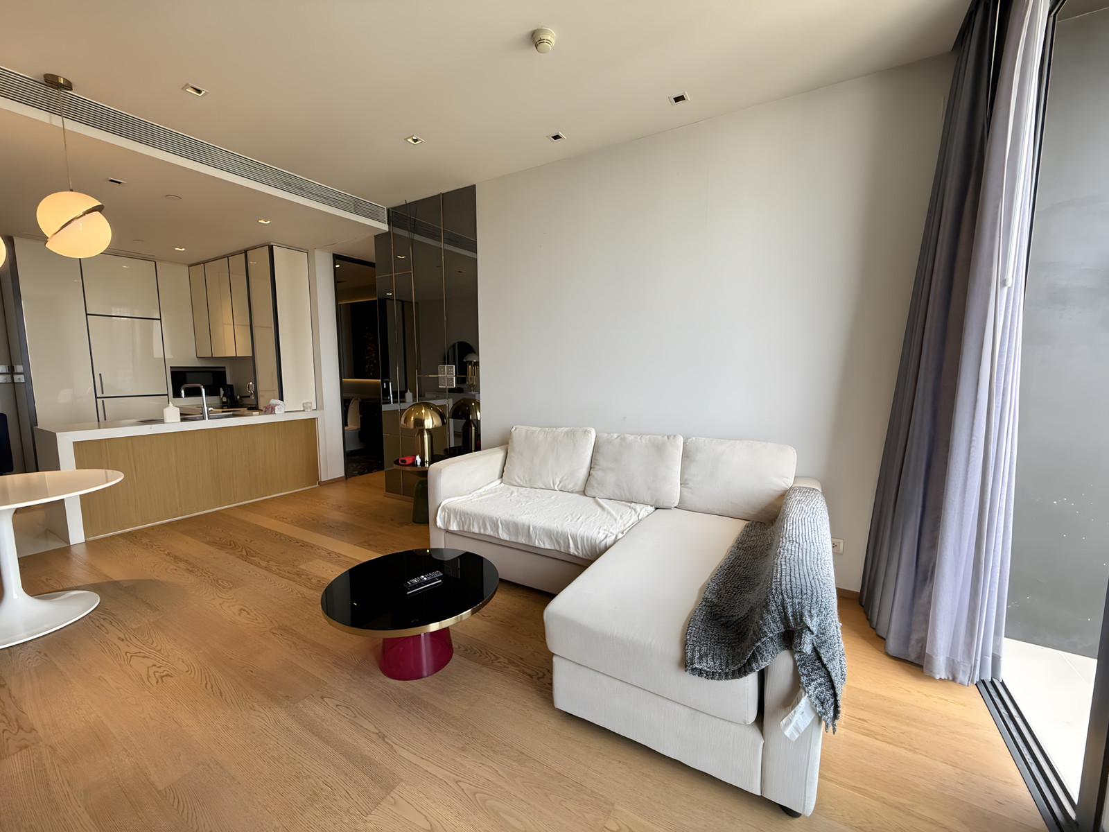 ห้องเงียบ, วิวไม่บล็อค โปร่งมพร้อมเข้าอยู่  – รูปที่ 2