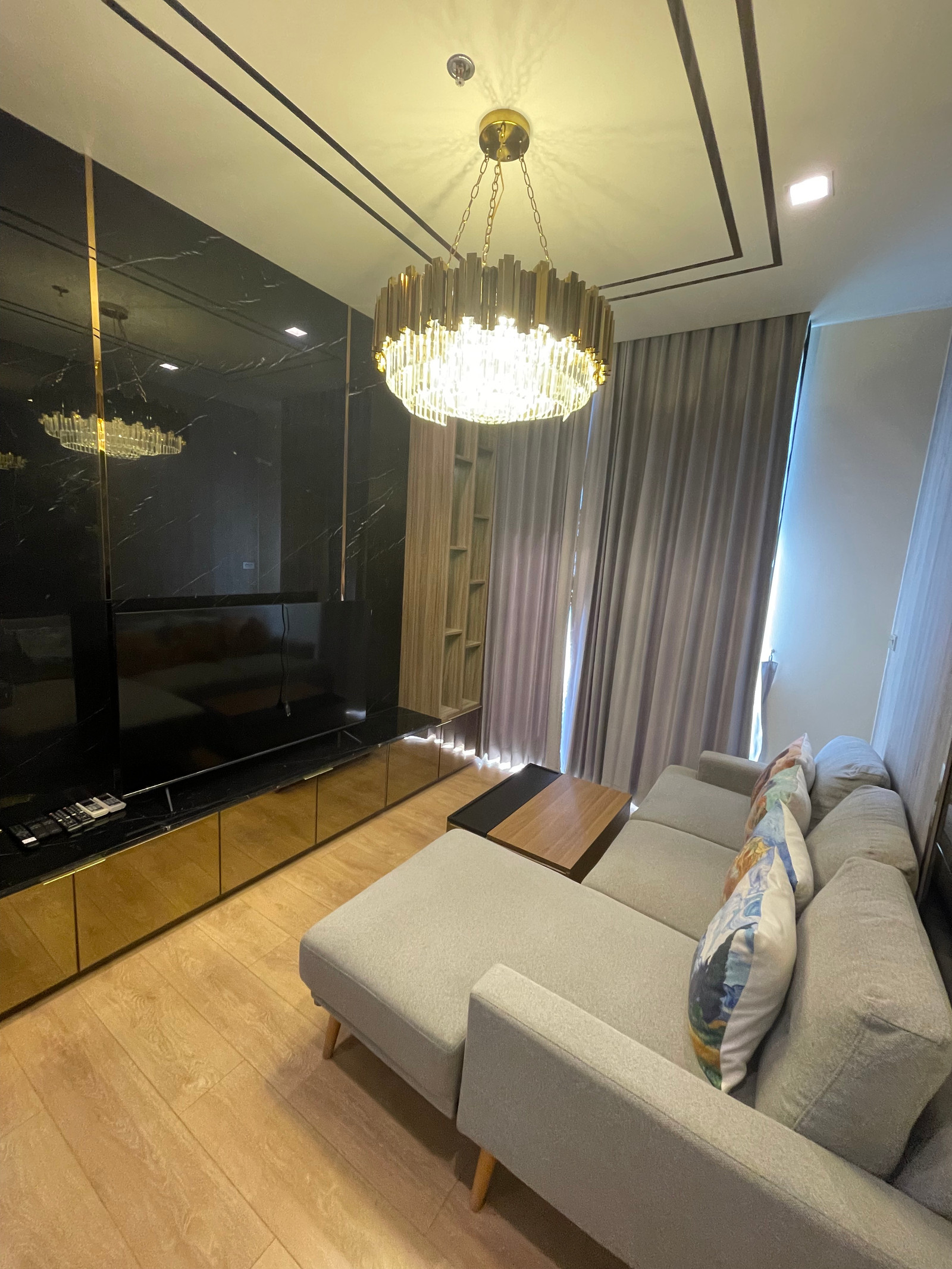 Noble Around Sukhumvit 33 ให้เช่า2ห้องนอน Noble Around Sukhumvit 33 ให้เช่า2ห้องนอน