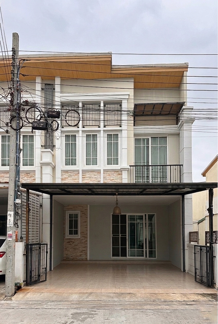 🔥Urgent🔥 📍End unit with ground floor bedroom ✨Best price in the project✨ 🔥 Golden City Pinklao - Charansanitwong / 4 Bedrooms (FOR SALE) EARK021