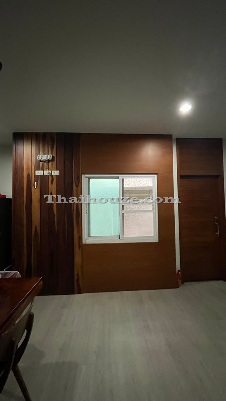 บ้านเดี่ยว 3 ชั้น ใจกลางเมืองย่านซอยพหลโยธิน 24 จอมพล จตุจักร – รูปที่ 4