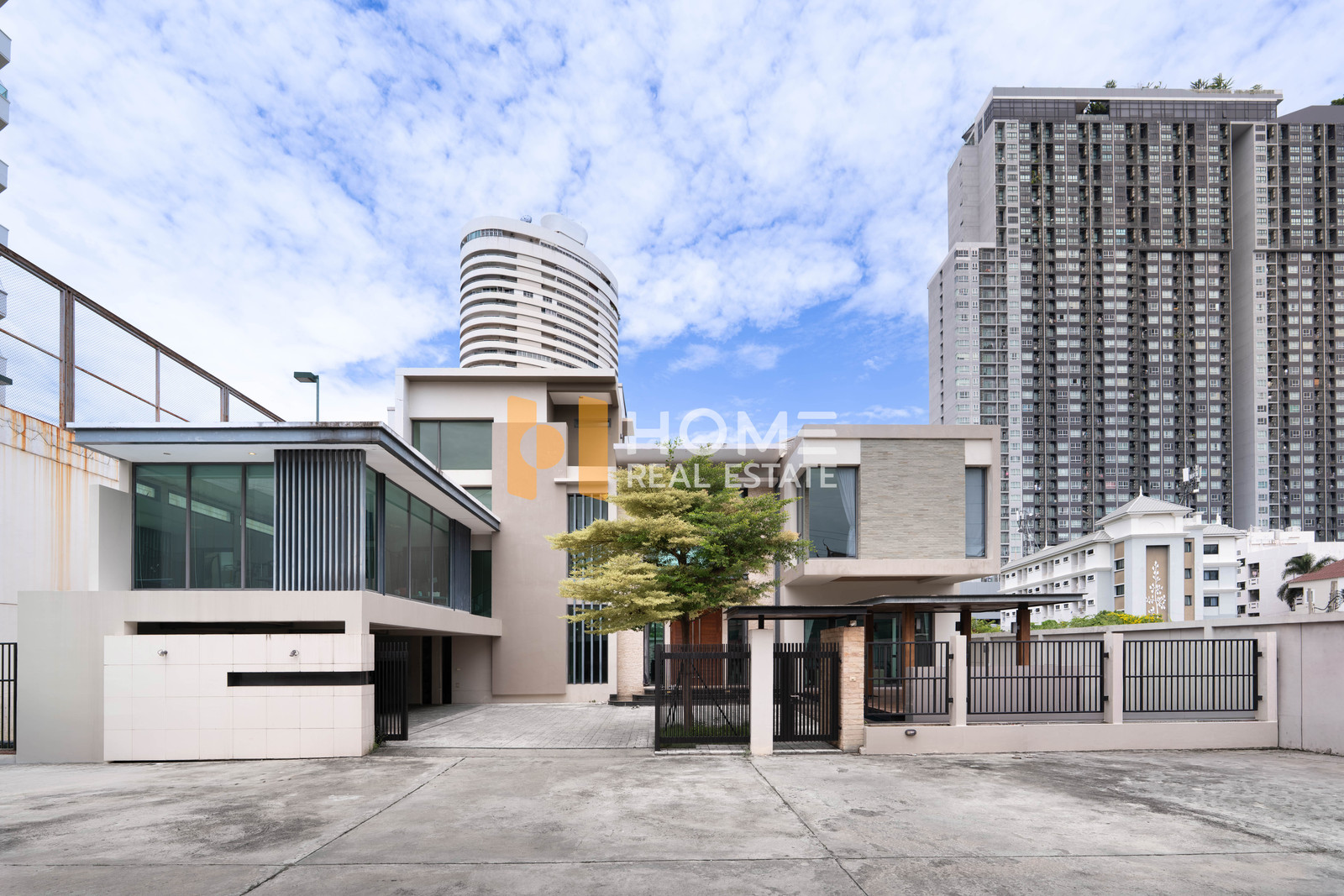Land with house, Charansanitwong 72 / 48 Square Wa (FOR SALE) BNS166 Land with house, Charansanitwong 72 / 48 Square Wa (FOR SALE) BNS166
