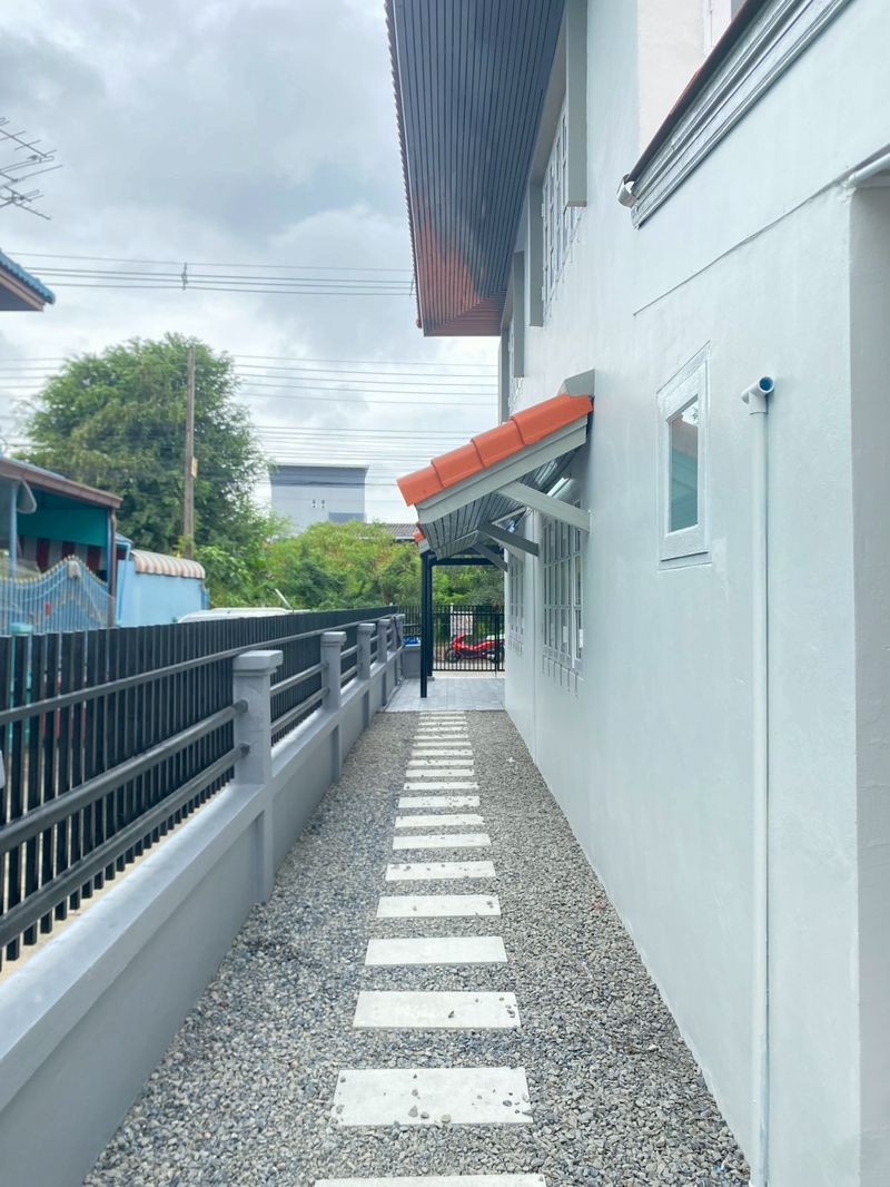 ขายถูก ทาวน์เฮาส์ 2 ชั้น หลังมุม 35.7 ตร.วา  มบ.วงศกร 1  ถนนหทัยราษฎร์2 (ระหว่างซอยหทัยราษฎร์ 83-85 ) – รูปที่ 4