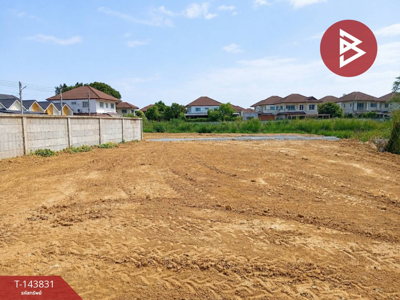 Land for sale, already filled, area 1 ngan, Nakhon Pathom Land for sale, already filled, area 1 ngan, Nakhon Pathom