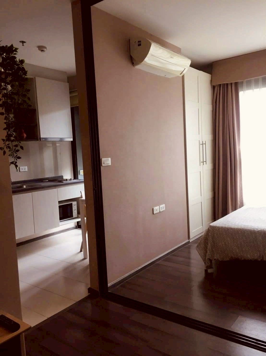 For Sale / For Rent The Base Park West Sukhumvit 77 near BTS On Nut Property Code: C8448 For Sale / For Rent The Base Park West Sukhumvit 77 near BTS On Nut Property Code: C8448