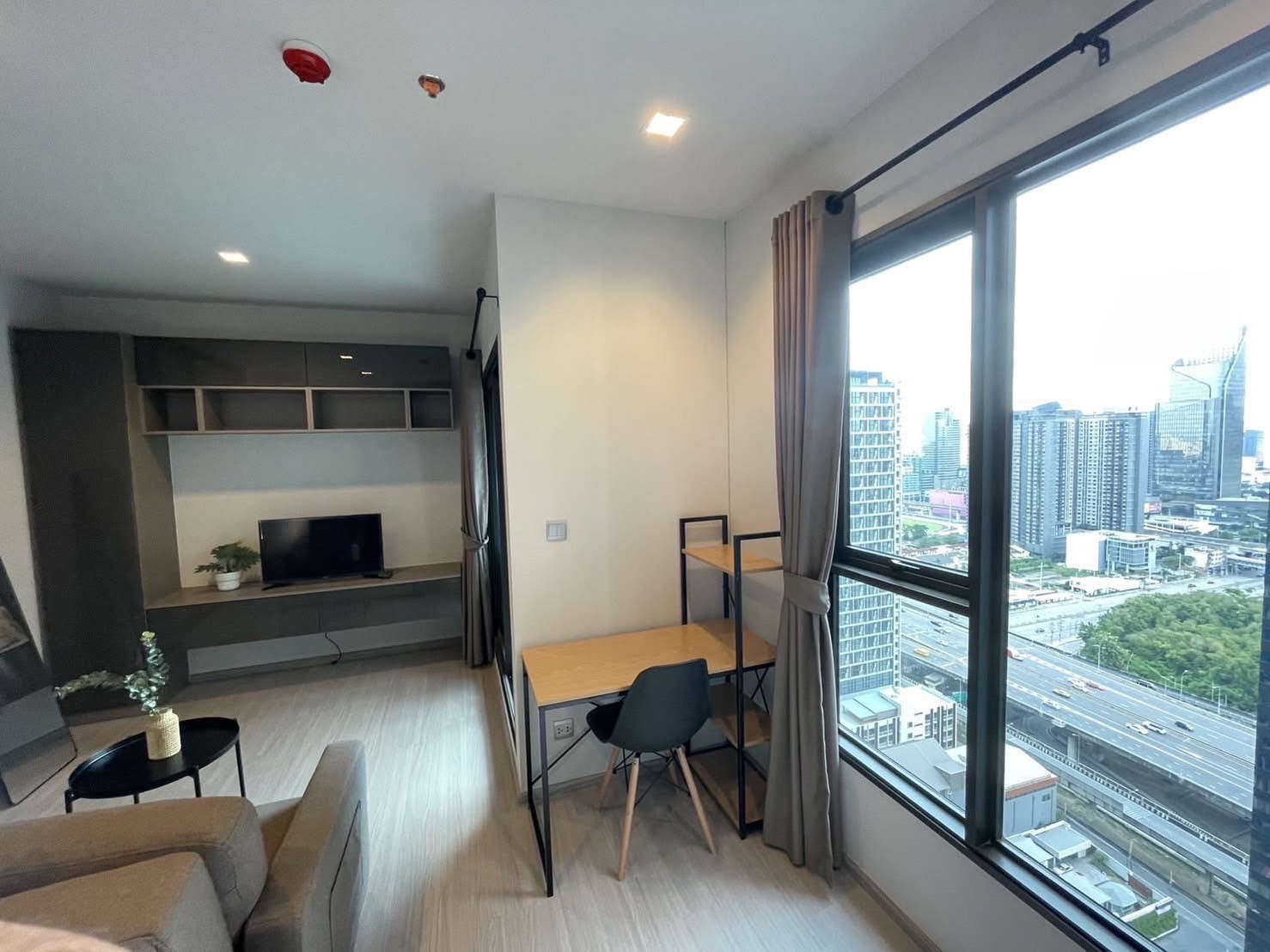 🔥Rent at Life Asoke Rama9 🔥Studio /  1 🔥 18,500 🔥28sqm 🔥Floor32 – รูปที่ 4