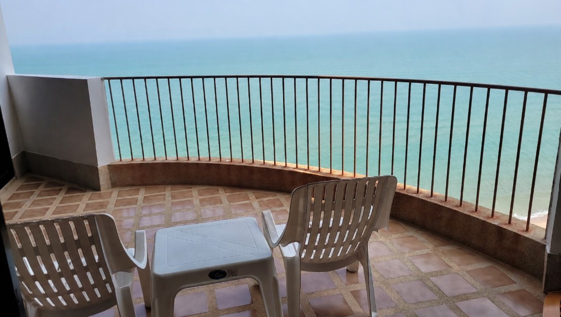 💫🌊Rent in Cha Am :  WHAT IF YOUR BEST YEARS ARE STILL AHEAD OF YOU?🏖️💫