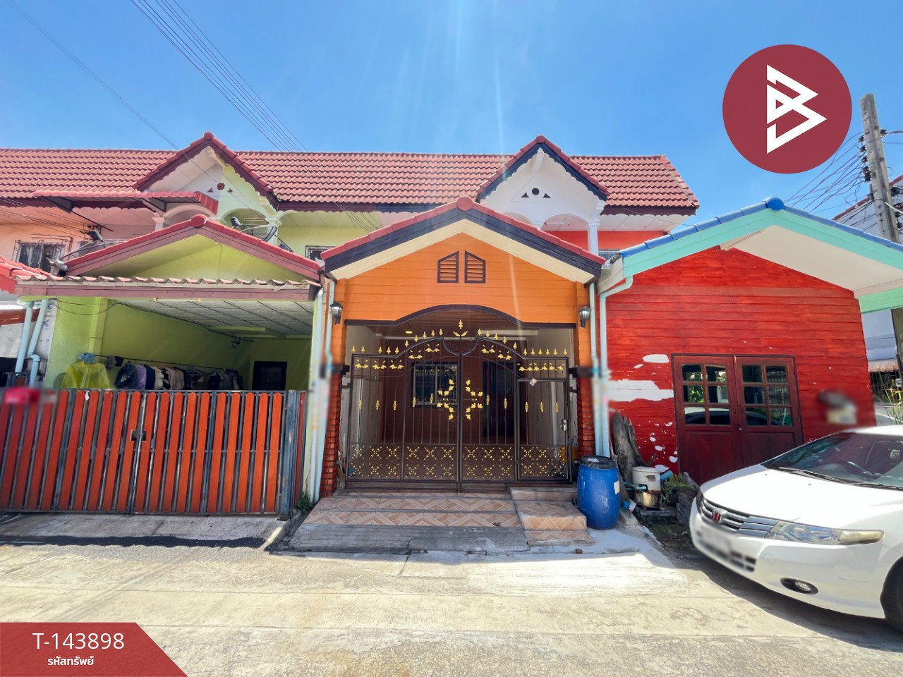 ขายทาวน์เฮ้าส์ หมู่บ้านฉัตรฉรงค์ แพรกษา สมุทรปราการ ขายทาวน์เฮ้าส์ หมู่บ้านฉัตรฉรงค์ แพรกษา สมุทรปราการ