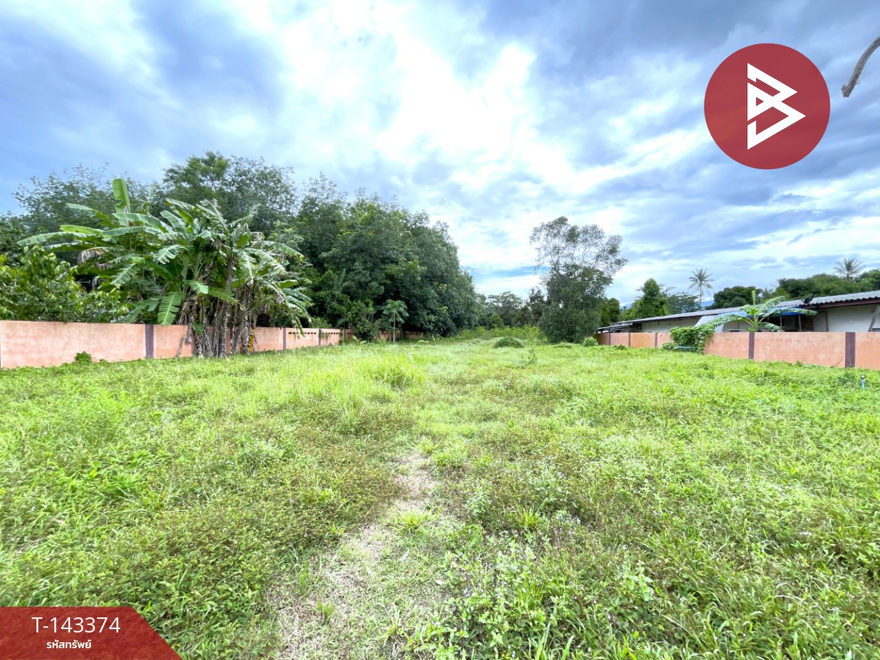 Land for sale, area 2 rai 18.3 sq m, Nopphitam, Nakhon Si Thammarat. Land for sale, area 2 rai 18.3 sq m, Nopphitam, Nakhon Si Thammarat.