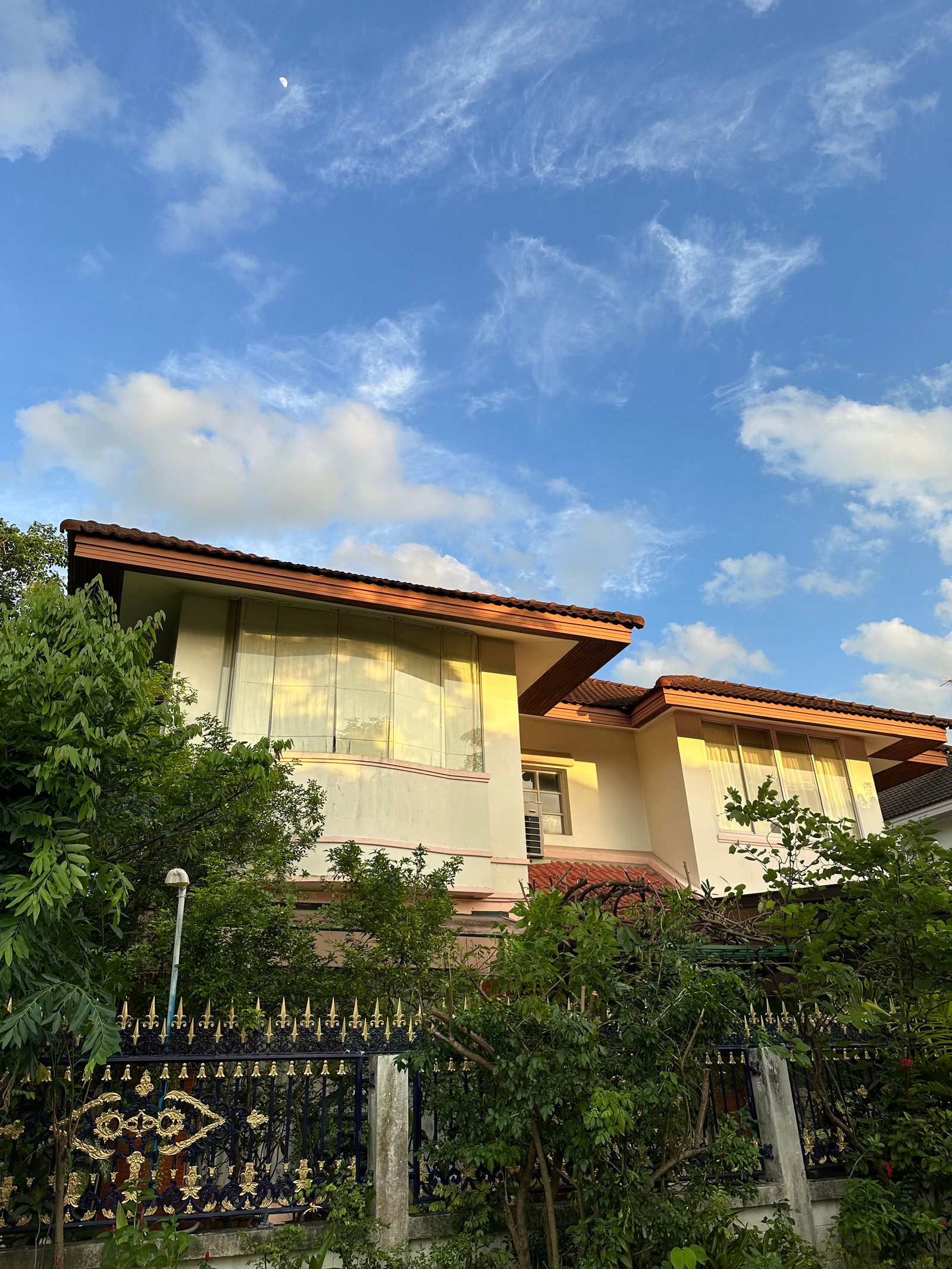 🏡Single house for sale, corner house - Flora Ville Village 🏡Single house for sale, corner house - Flora Ville Village