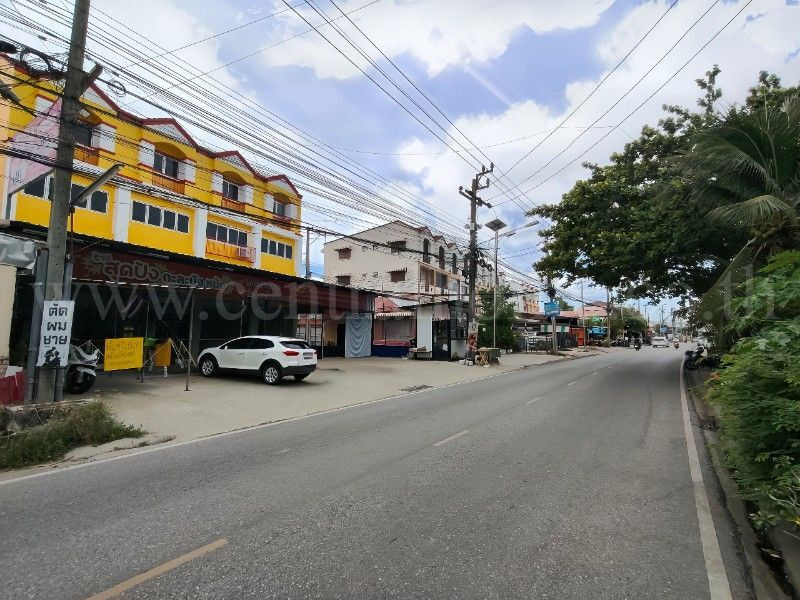 อาคารพาณิชย์ 3.5 ชั้น 4 คูหา บางโฉลง (บางนา-ตราด กม.18) ราคาถูกที่สุด – รูปที่ 3