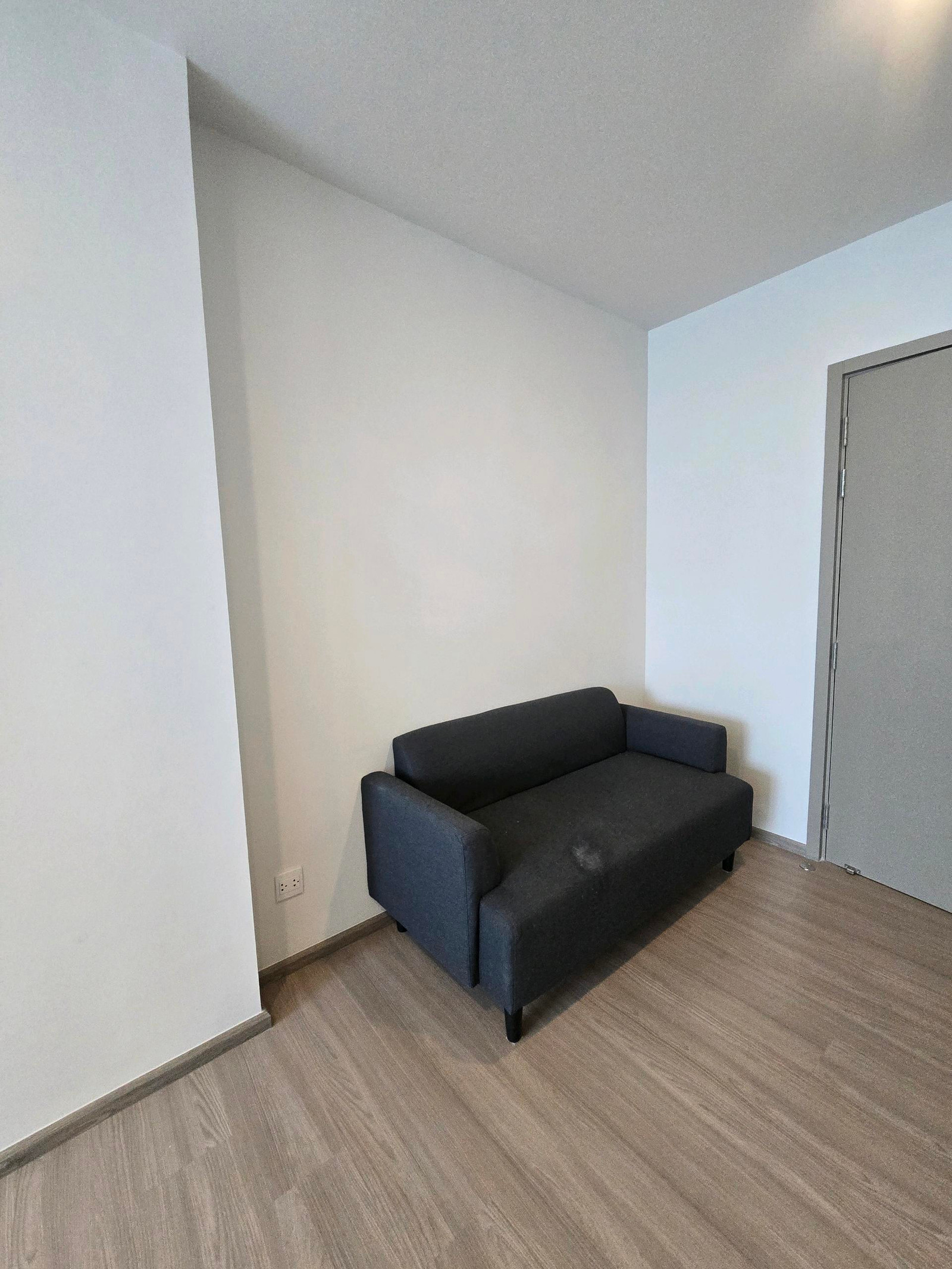 📣Condo for rent Aspire Sukhumvit Rama 4 (ASPIRE Sukhumvit rama 4)
🚌 There is a shuttle bus service to and from BTS Phra Khanong.
✨Very new room✨