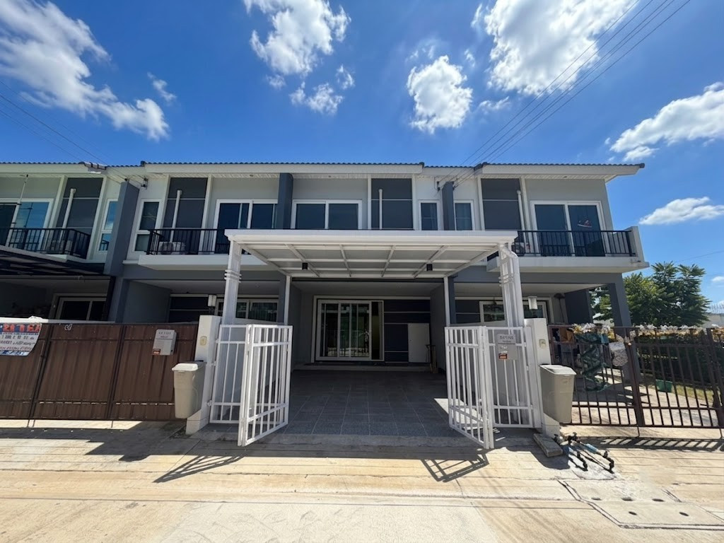 🔥 2-story townhome, only 1.99 million! 🏡 Supalai Pride Wongwaen - Lam Luk Ka Klong 6