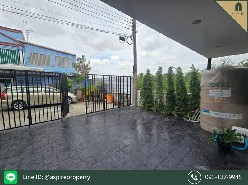 [ขาย] บ้านทาวน์เฮาส์ หลังมุม รีโนเวทใหม่ พร้อมเข้าอยู่ได้ทันที ห่างจากสถานีรถไฟฟ้า BTS บางจากเพียง 3 กิโลเมตร – รูปที่ 2