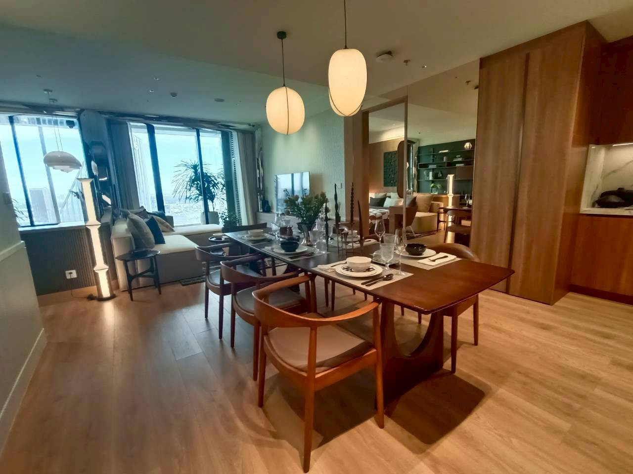 ขาย คอนโดใหม่ ใจกลางพร้อมพงษ์ 1 ห้องนอน Noble Embrace Phrom Phong ทำเลทองสุขุมวิท  – รูปที่ 2