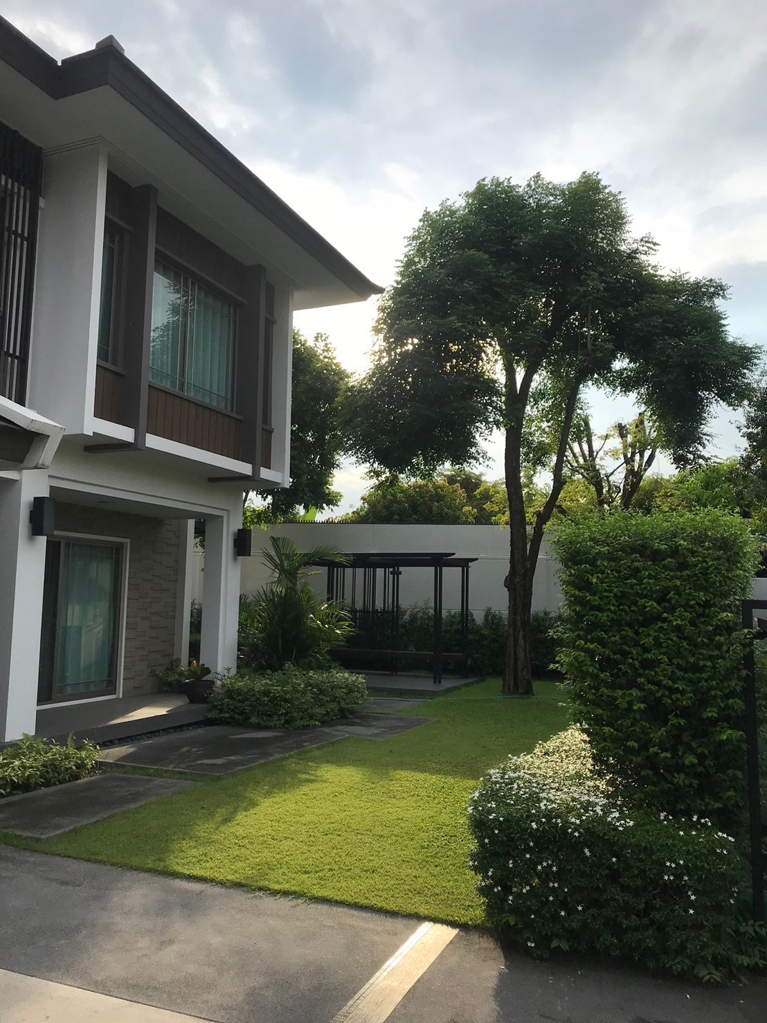 ขาย บ้าน เดี่ยว นันทวัน ปิ่นเกล้า-ราชพฤกษ์ โซน2 แบบบ้านโมเดิร์น ขาย บ้าน เดี่ยว นันทวัน ปิ่นเกล้า-ราชพฤกษ์ โซน2 แบบบ้านโมเดิร์น