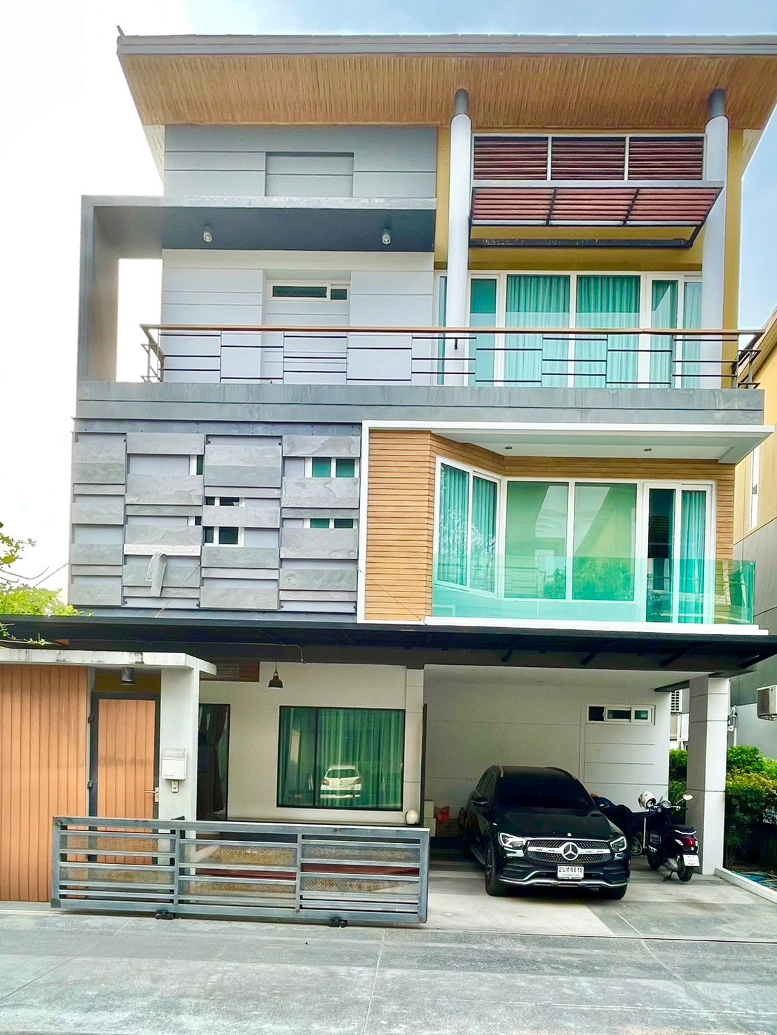 ขายบ้านเดี่ยว 3 ชั้น The Gallery House Pattern เดอะ แกลเลอรี่ เฮ้าส์ แพทเทิร์น แปลงมุม สงบ!!!! – รูปที่ 2