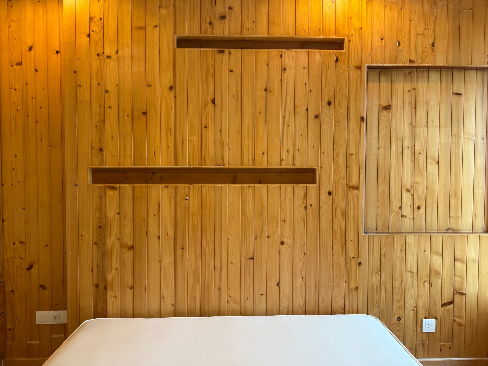 1 bedroom 34Sqm. 22,000 3 year contract