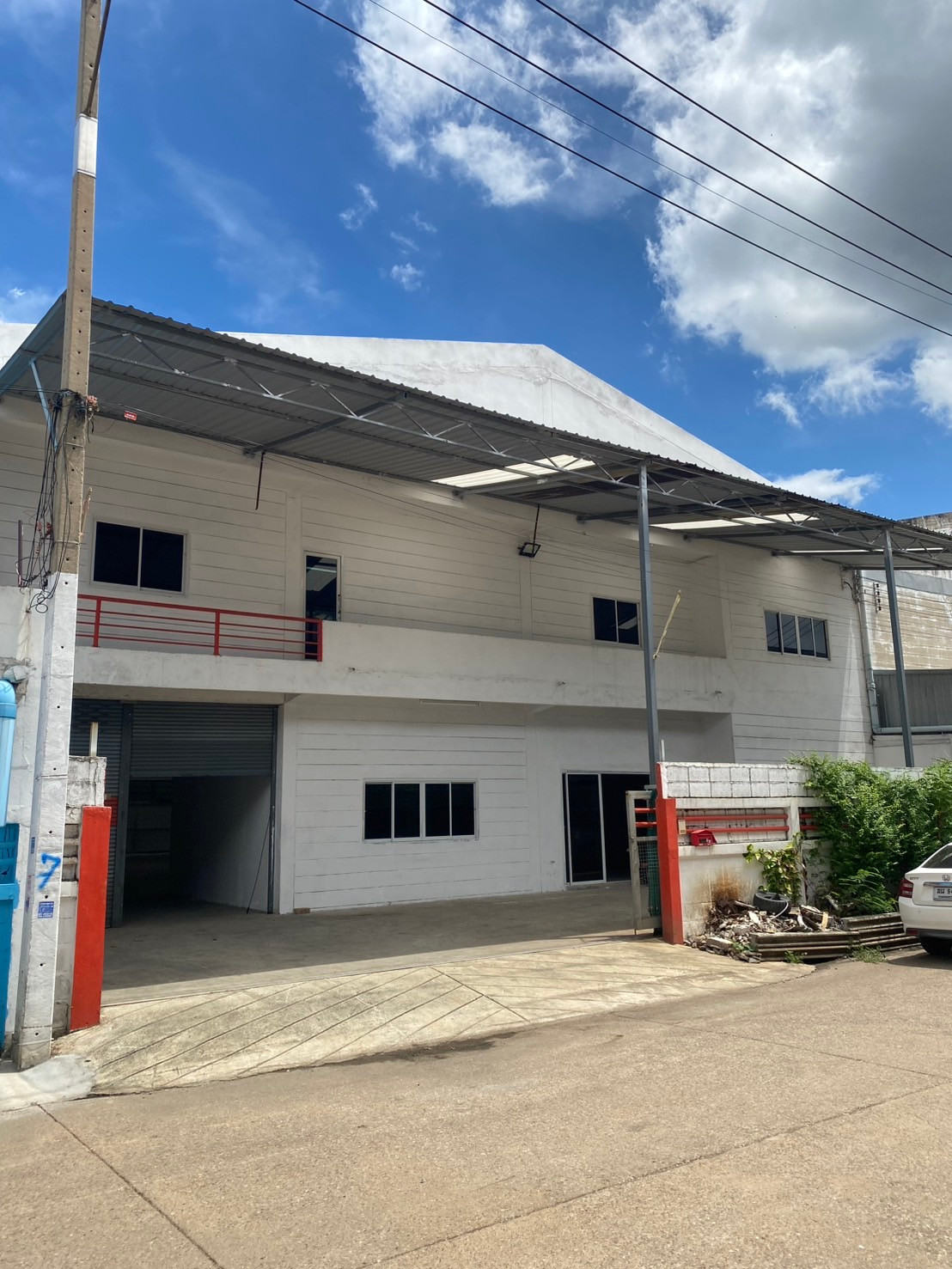 Cheapest 70/sq m. Warehouse Om Yai-Phetkasem 99 Cheapest 70/sq m. Warehouse Om Yai-Phetkasem 99