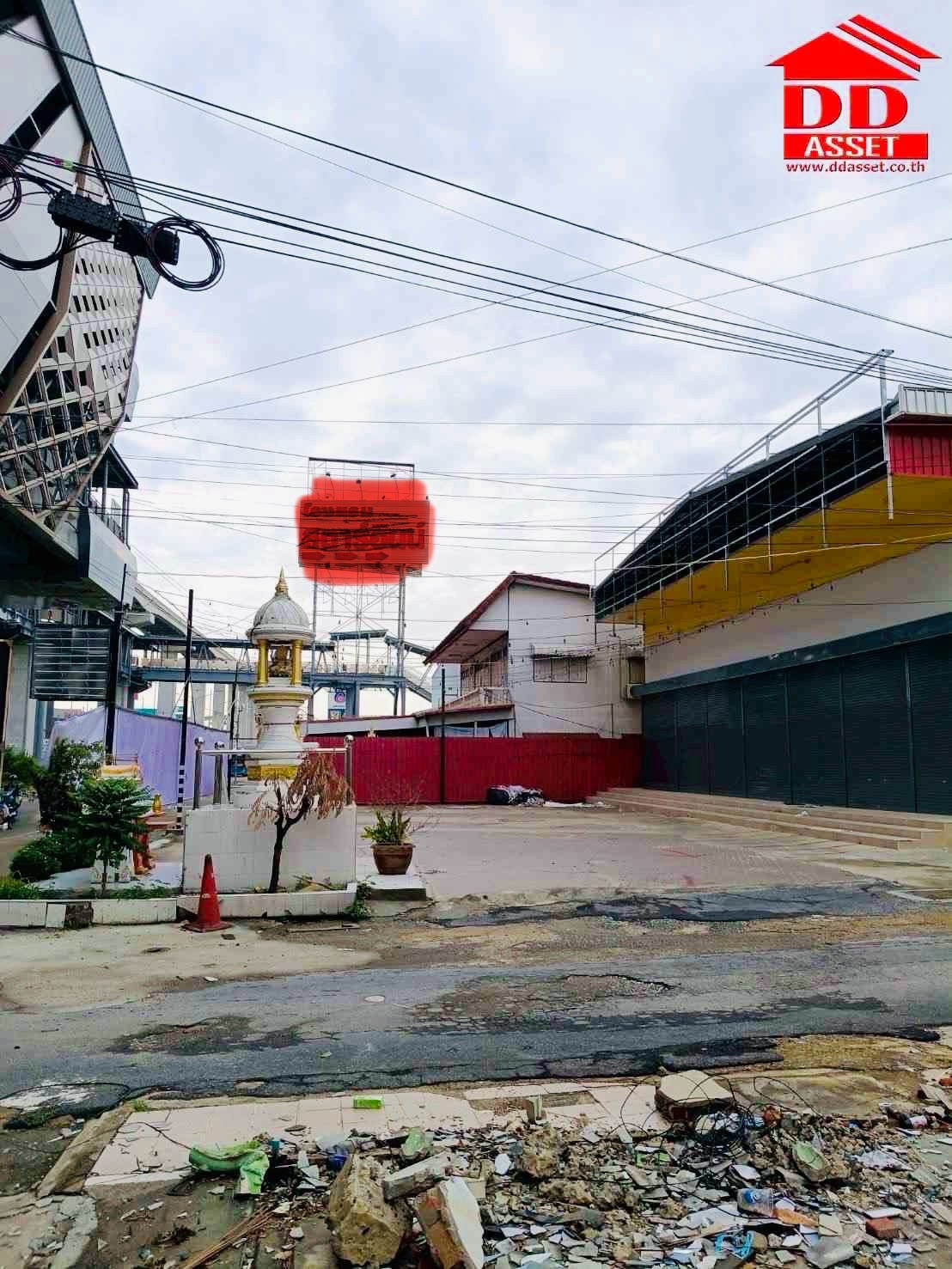 Empty land for sale Location next to the Yellow Line MRT station, Sri Thepha Station. Property code: L8065 Empty land for sale Location next to the Yellow Line MRT station, Sri Thepha Station. Property code: L8065