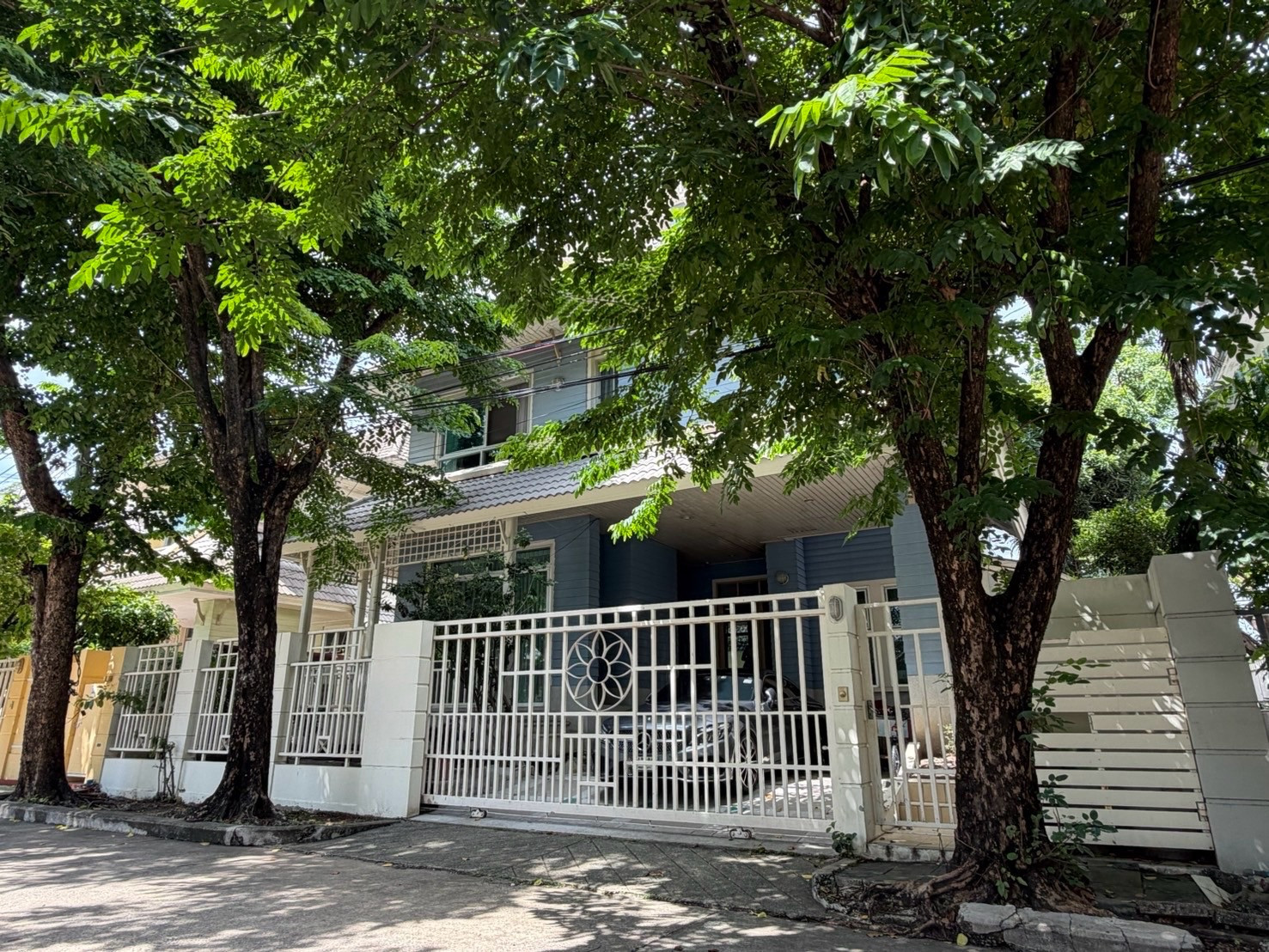 ขาย หมู่บ้าน พรไพลิน สุขุมวิท 101/1
ขาย หมู่บ้าน พรไพลิน สุขุมวิท 101/1