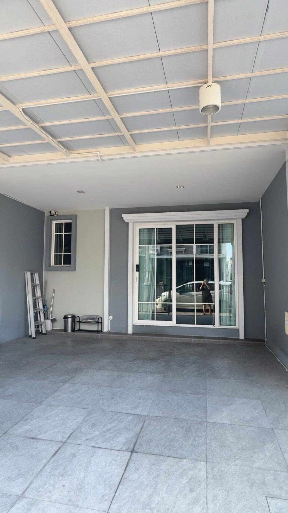 For sale/rent: Golden Town Sukhumvit-BTS Bearing project. For sale/rent: Golden Town Sukhumvit-BTS Bearing project.