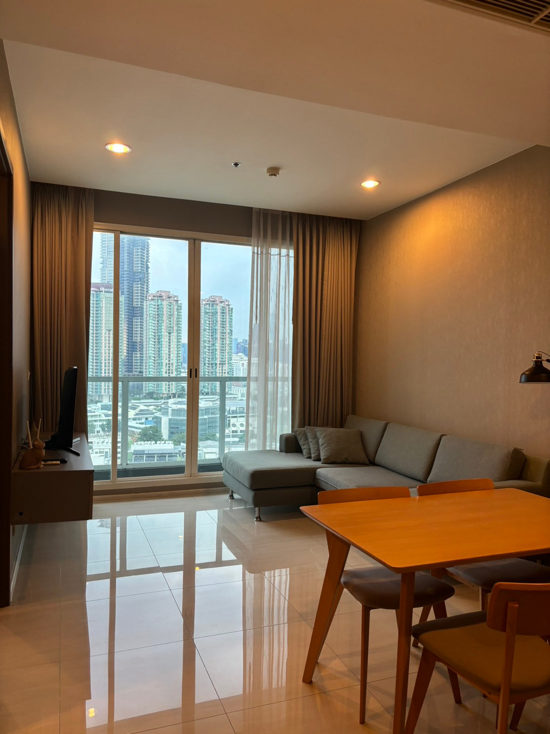 เช่า คอนโด Menam Residents ชั้น 12 วิวแม่น้ำ – รูปที่ 3
