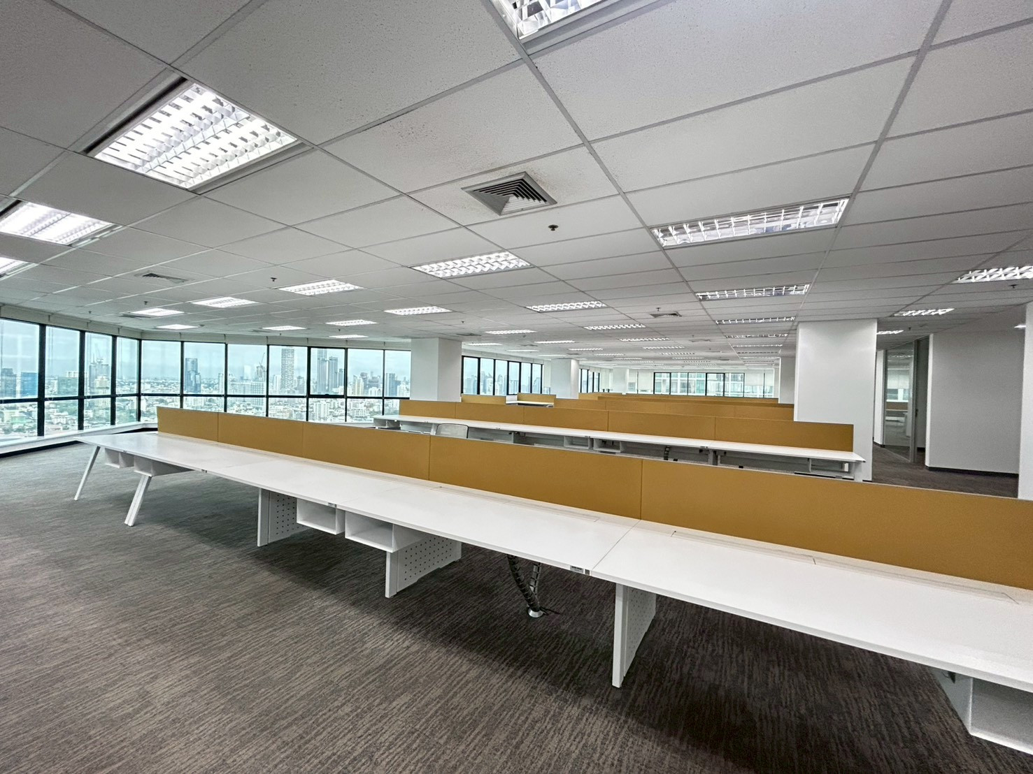 Office for rent, Italthai Tower, 28th floor, size 1,830.27 sq m. – รูปที่ 4
