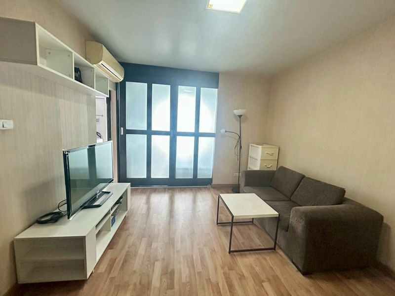 ขายด่วน! Ladda Condo View ศรีราชา ราคาดี เหมาะลงทุนปล่อยเช่า ขายด่วน! Ladda Condo View ศรีราชา ราคาดี เหมาะลงทุนปล่อยเช่า