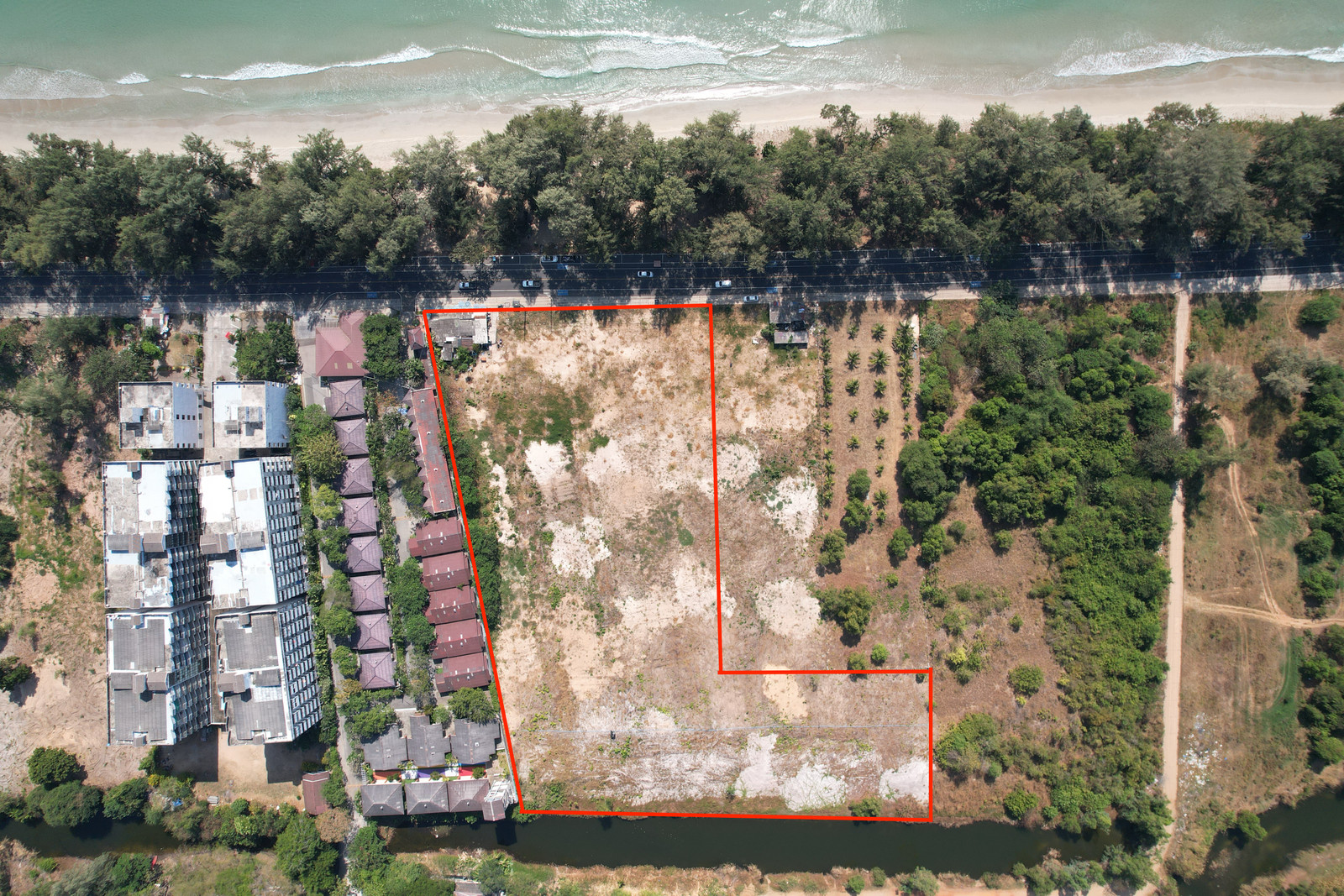 Very beautiful land for sale, next to the sea, Mae Ramphueng Beach, 8-3-31.5 rai (can be divided for sale), newly adjusted location... new price, only 9 million per rai. Very beautiful land for sale, next to the sea, Mae Ramphueng Beach, 8-3-31.5 rai (can be divided for sale), newly adjusted location... new price, only 9 million per rai.