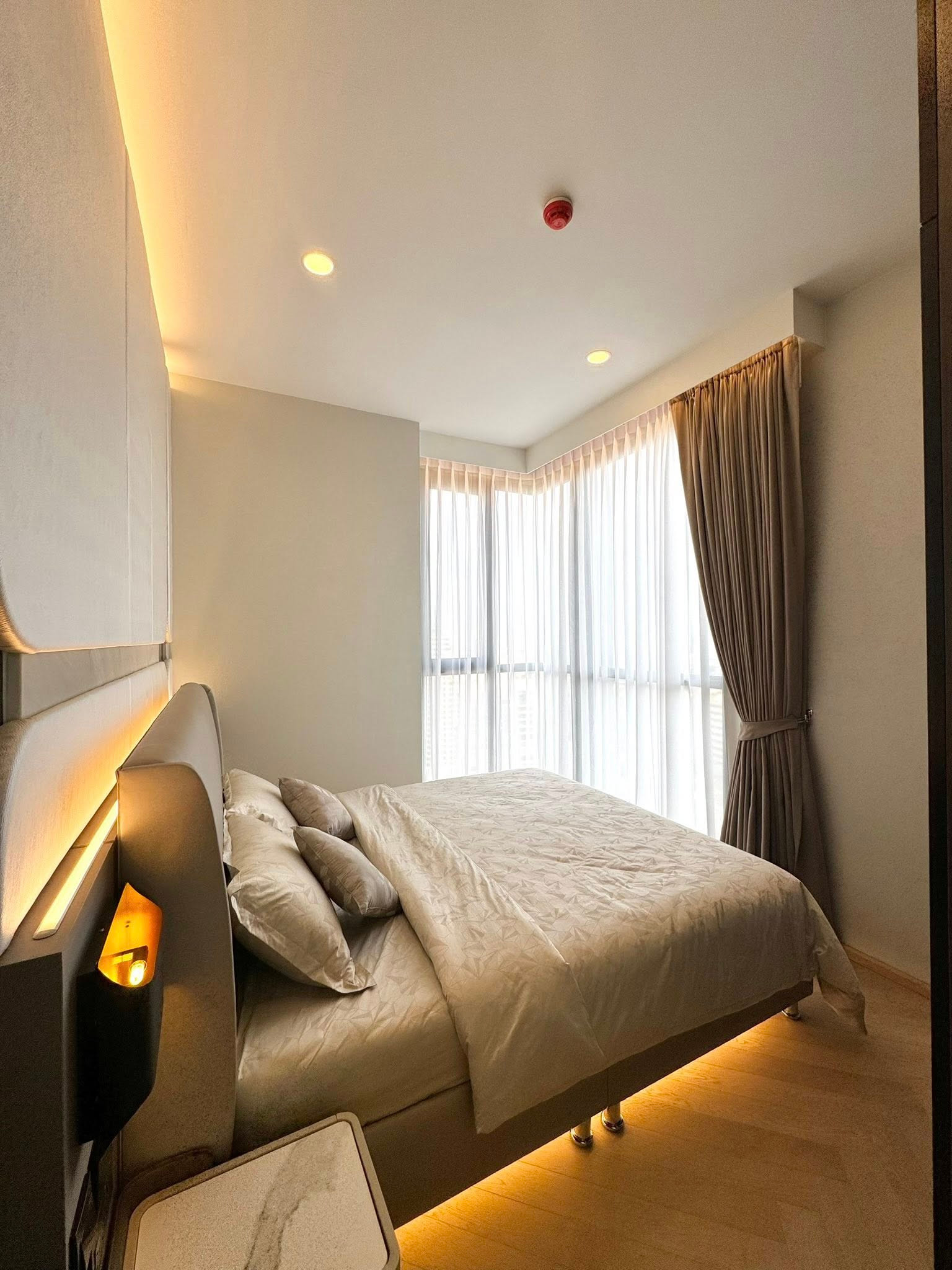 ให้เช่า Park Origin Thonglor ห้องสวย ตกแต่งครบ ใกล้สถานีรถไฟฟ้าทองหล่อ RW007984  – รูปที่ 2