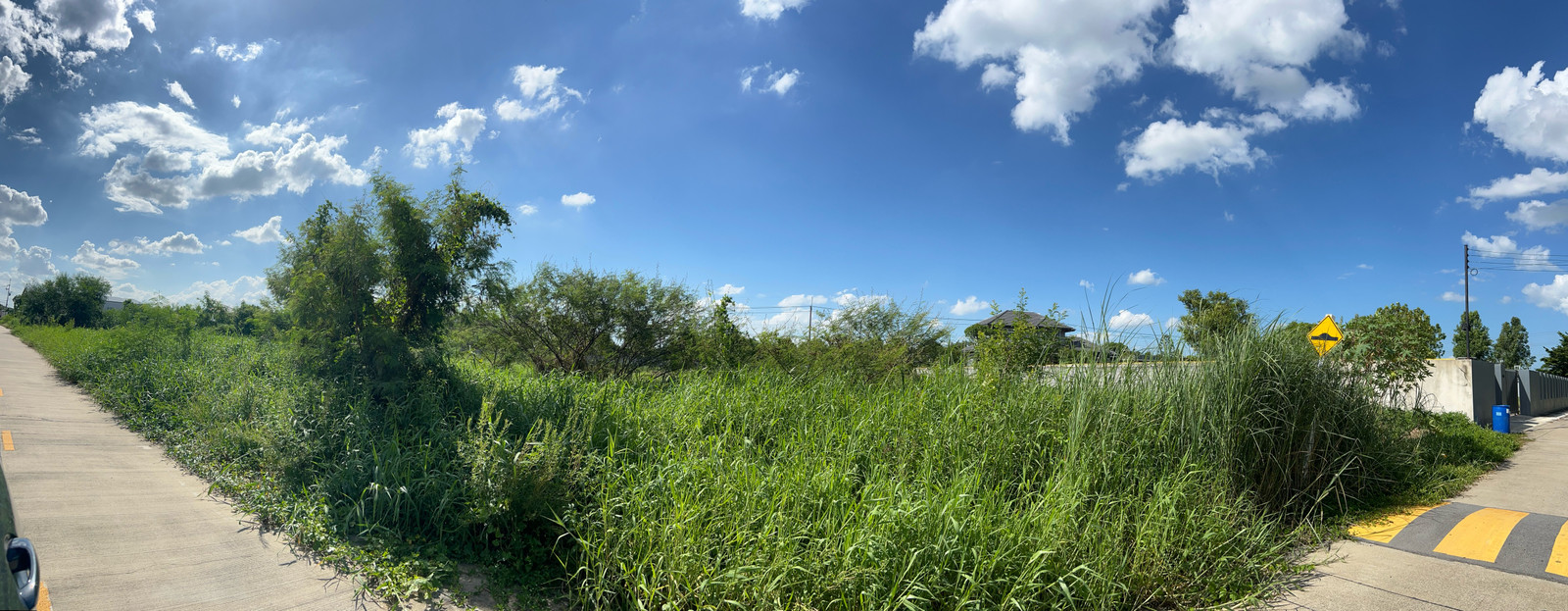 Land for sale Lam Luk Ka Khlong Si Next to Thanya Golf Course, 790 square wah, 15000 per wah. Land for sale Lam Luk Ka Khlong Si Next to Thanya Golf Course, 790 square wah, 15000 per wah.