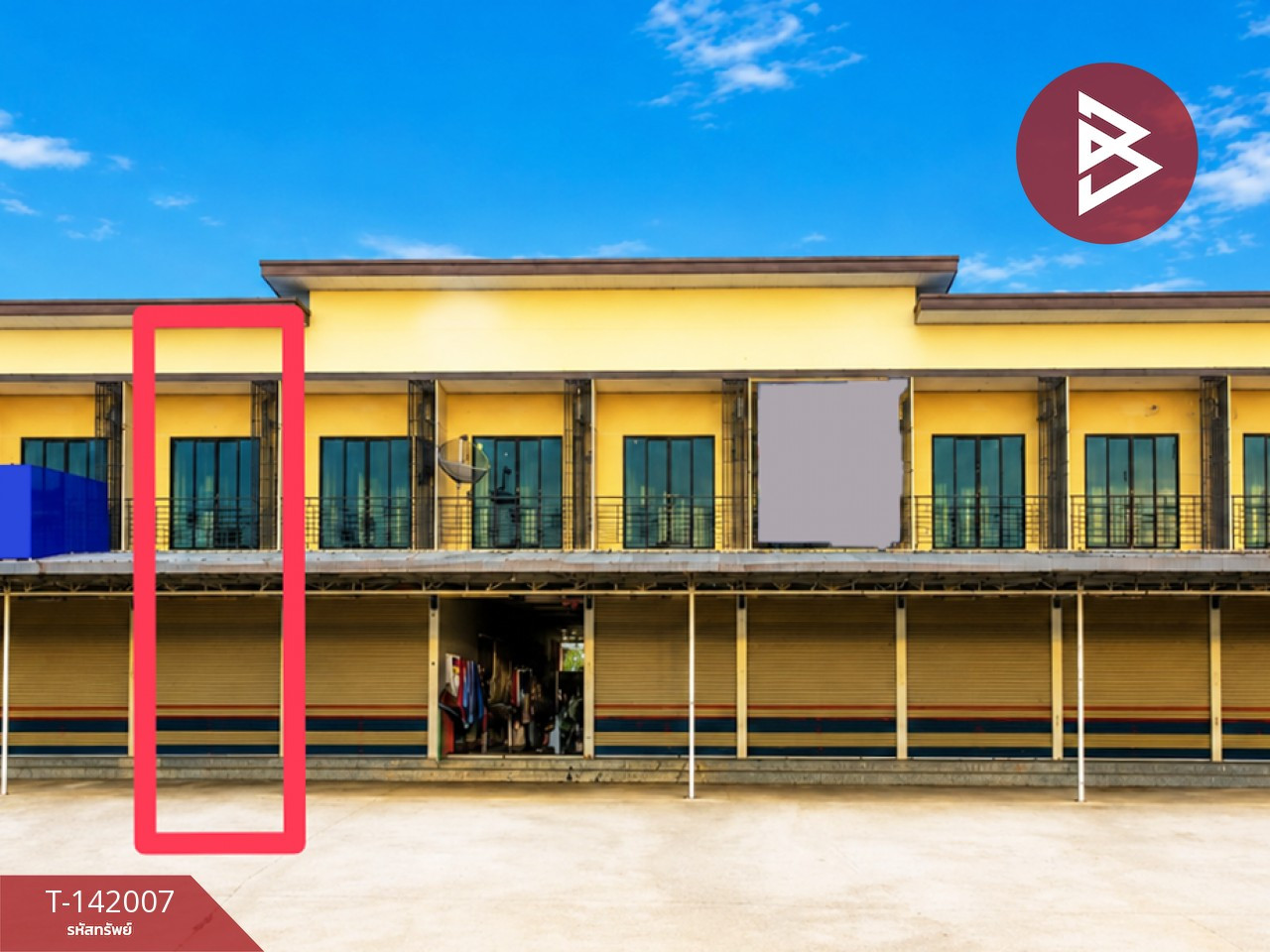 Commercial building for sale, 3 units, starting area 29 sq m, Nawa, Nakhon Phanom. Commercial building for sale, 3 units, starting area 29 sq m, Nawa, Nakhon Phanom.