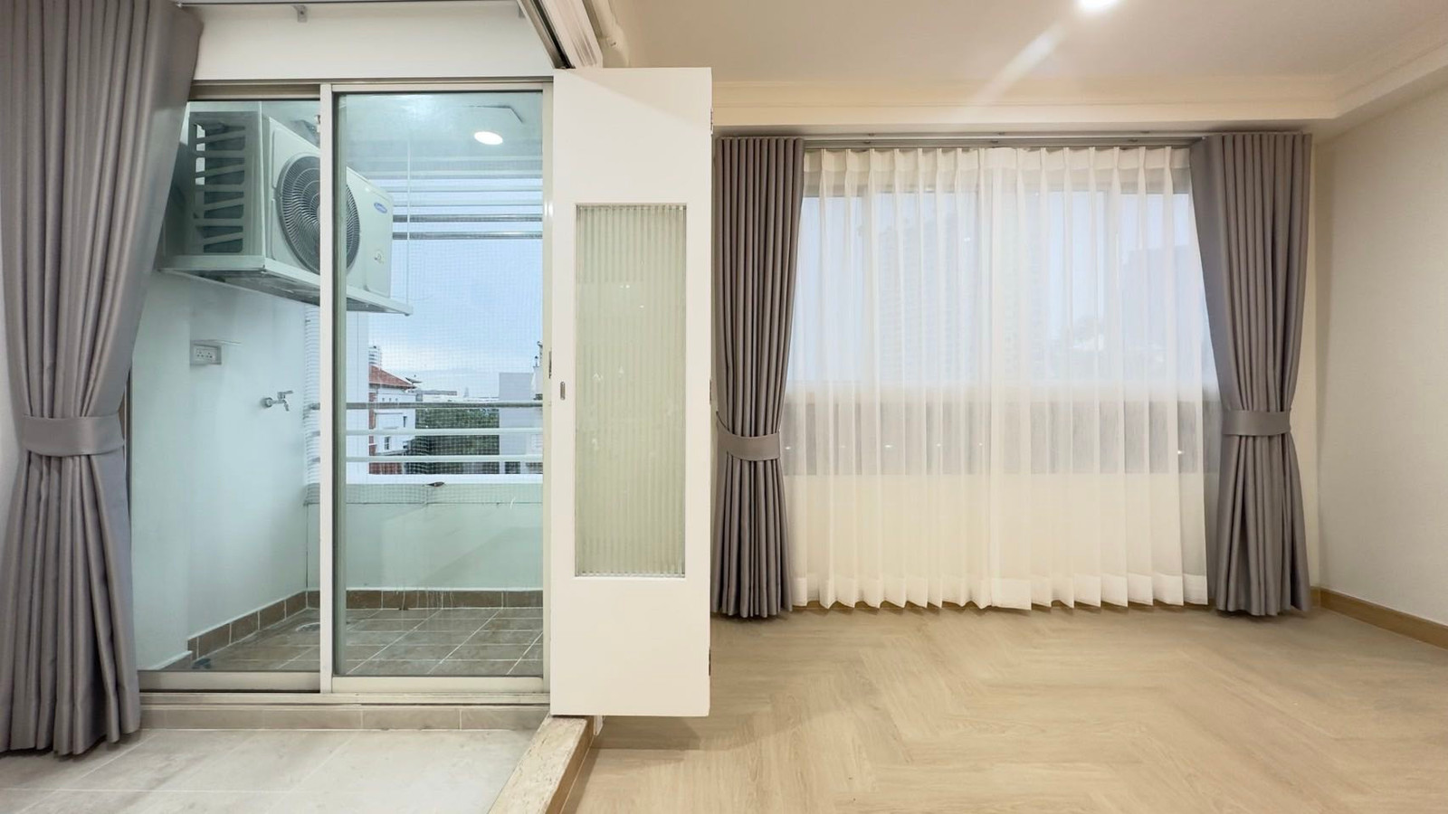 🏢 << Lumpini Suite รัชดา - พระราม 3 >> 🏢 แบ่งพื้นที่เป็นสัดส่วน  ได้ห้องกว้างขนาดใหญ่ในสไตล์ Modern Luxury ✨✨ – รูปที่ 2