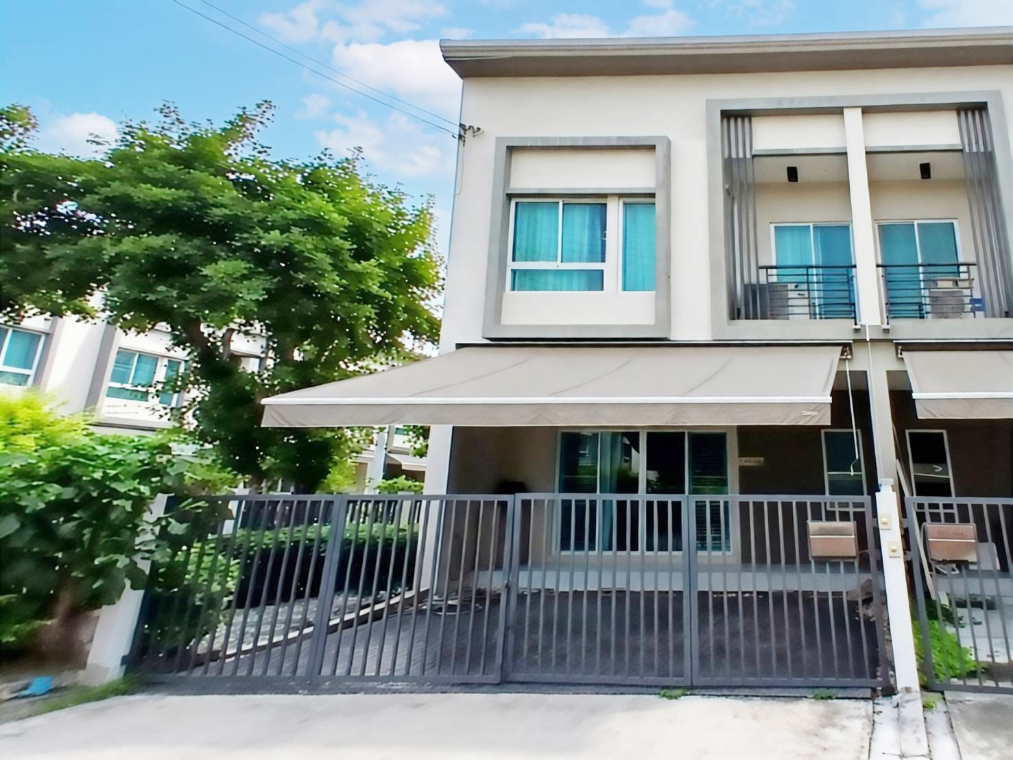 🚩🍀⭐Baan Klang Muang Suan Luang for rent, corner house, large site, near club house, has a private garden, luxuriously decorated, fully furnished, Soi Chaloem Phrakiat Soi 28, convenient travel, connected in every direction 🧭 🚩🍀⭐Baan Klang Muang Suan Luang for rent, corner house, large site, near club house, has a private garden, luxuriously decorated, fully furnished, Soi Chaloem Phrakiat Soi 28, convenient travel, connected in every direction 🧭