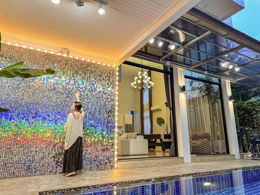 🎉Pool Villa Private 3 ชั้น ใจกลางเมืองสุขุมวิท – รูปที่ 4